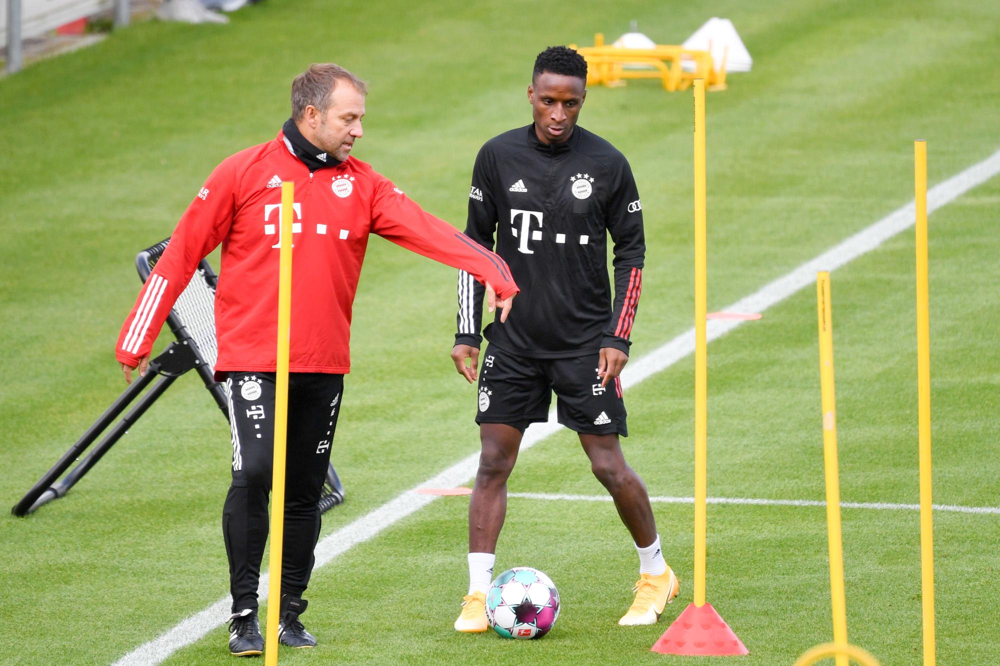 Bayern Munich : Quand Bouna Sarr a confondu Hansi Flick, entraîneur du club, avec un intendant