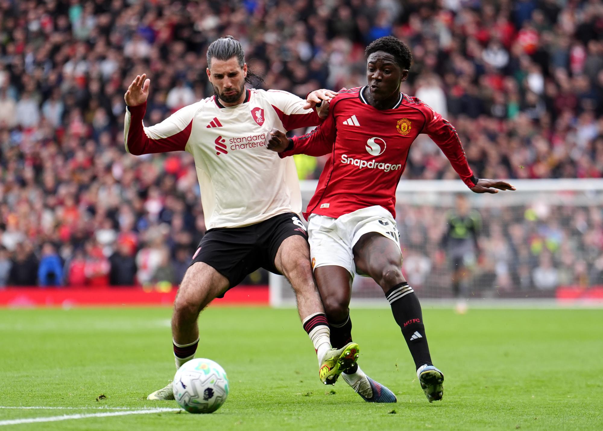 Premier League : Manchester United remporte un magnifique derby d'Angleterre et fait son retour en Ligue des champions