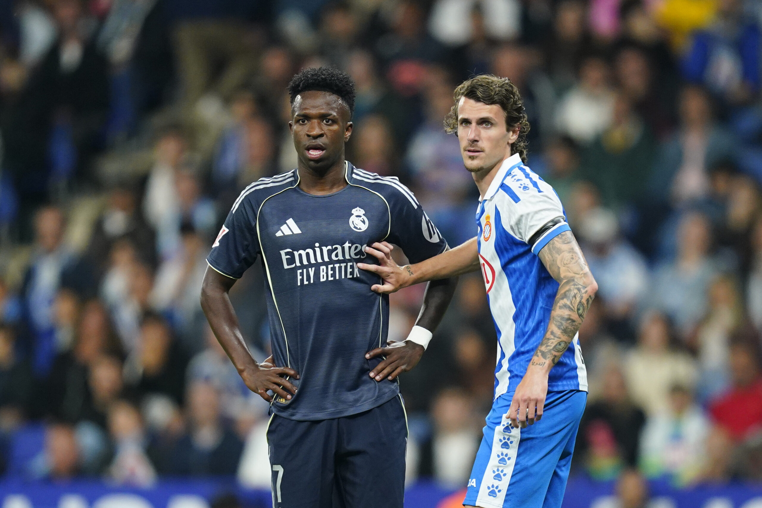Porté par un doublé de Vinícius, le Real Madrid s'impose contre l'Espanyol et conforte sa 2e place en Liga