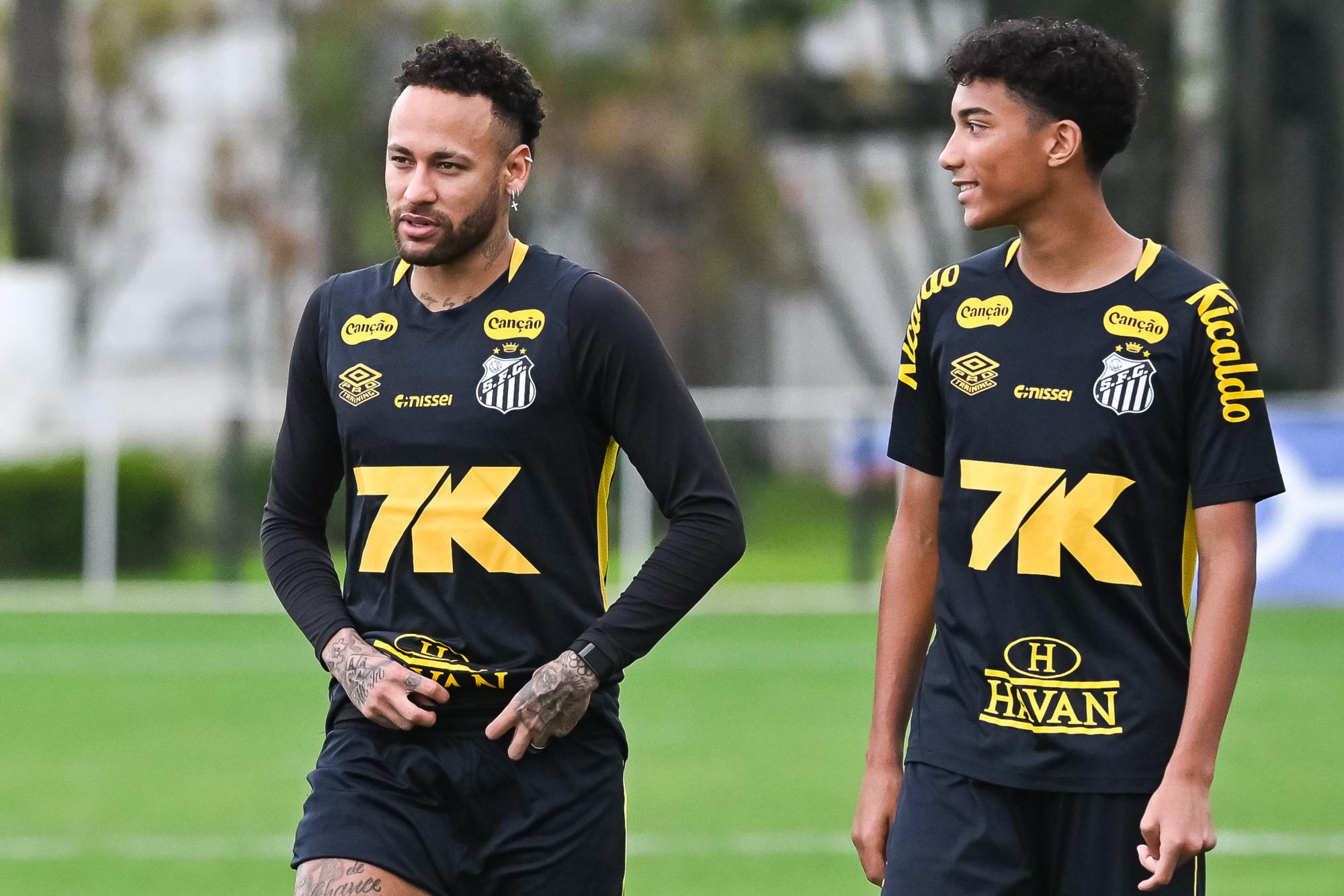 Dribblé à l'entraînement, Neymar aurait giflé son coéquipier