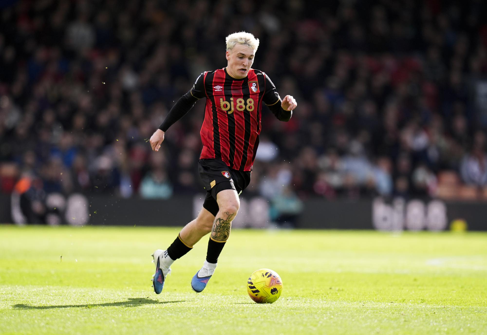 Premier League - Bournemouth suspend son défenseur Álex Jiménez accusé d'être insistant avec des mineurs