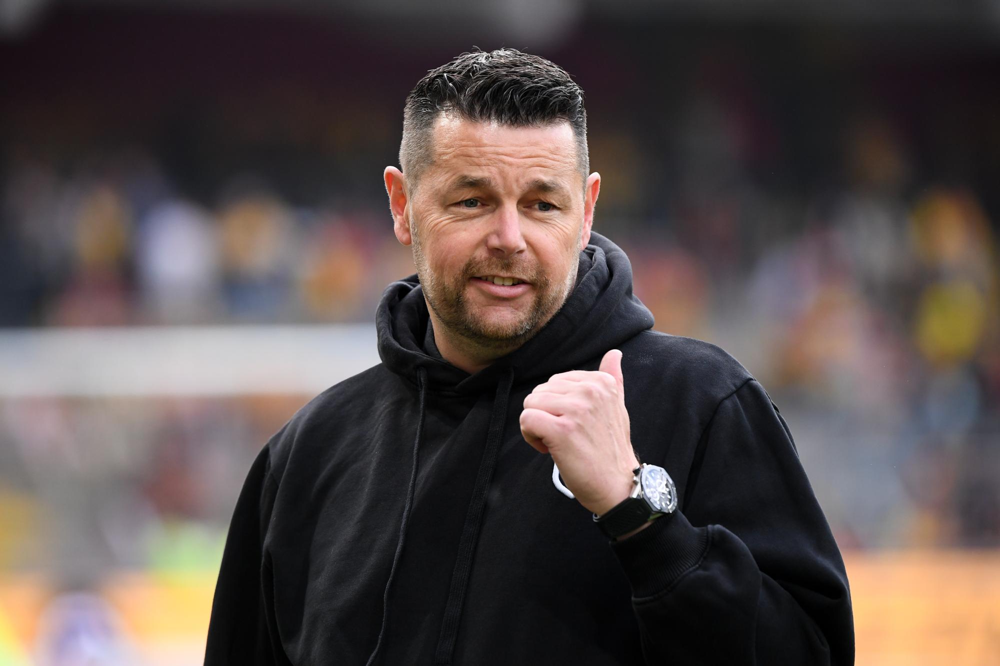 RC Lens : Pierre Sage félicite le PSG et ne croit plus au titre de champion