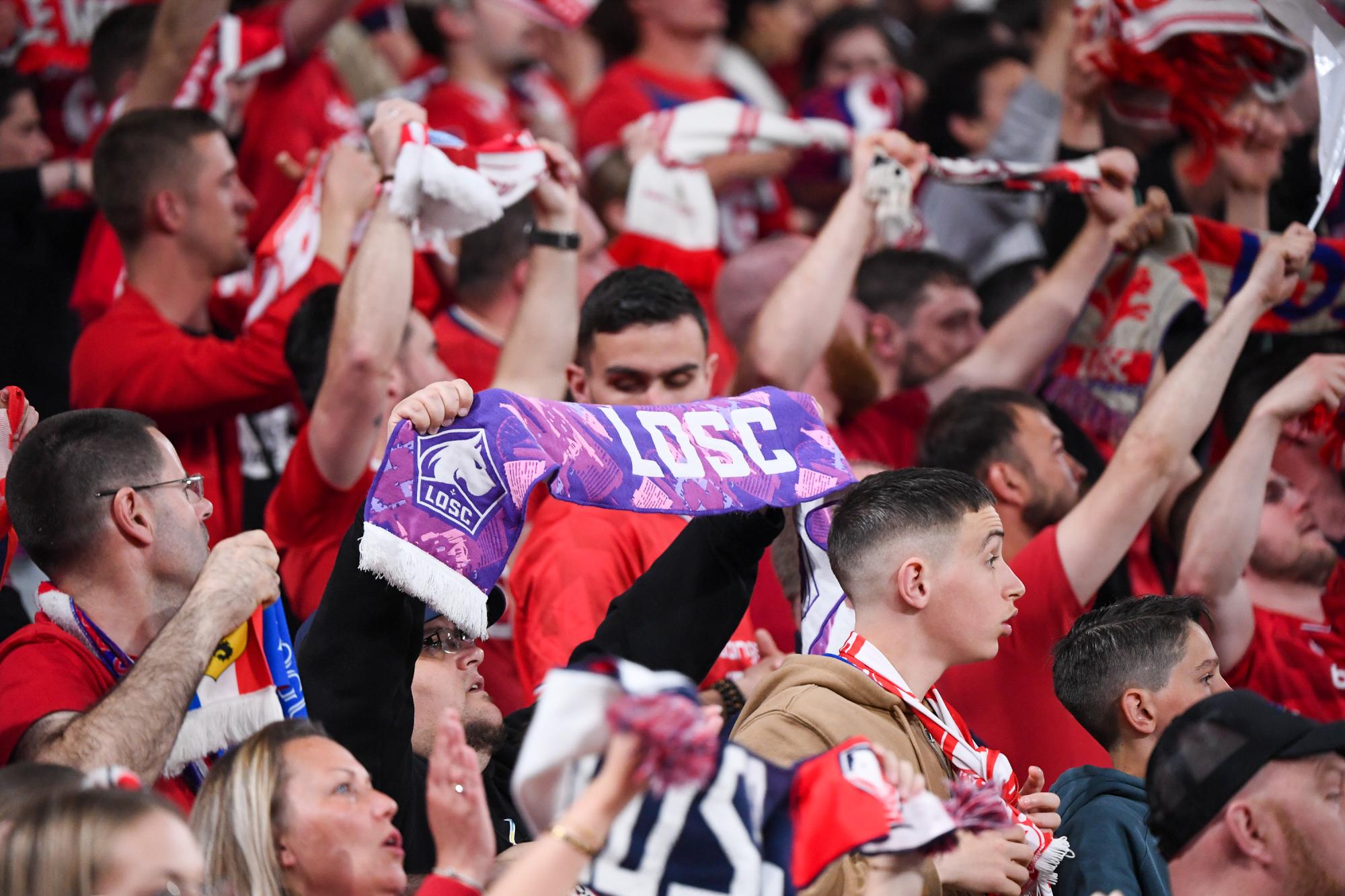 Ligue 1 - Une pétition dénonce «/la dérive raciste et violente/» de certains supporters lillois