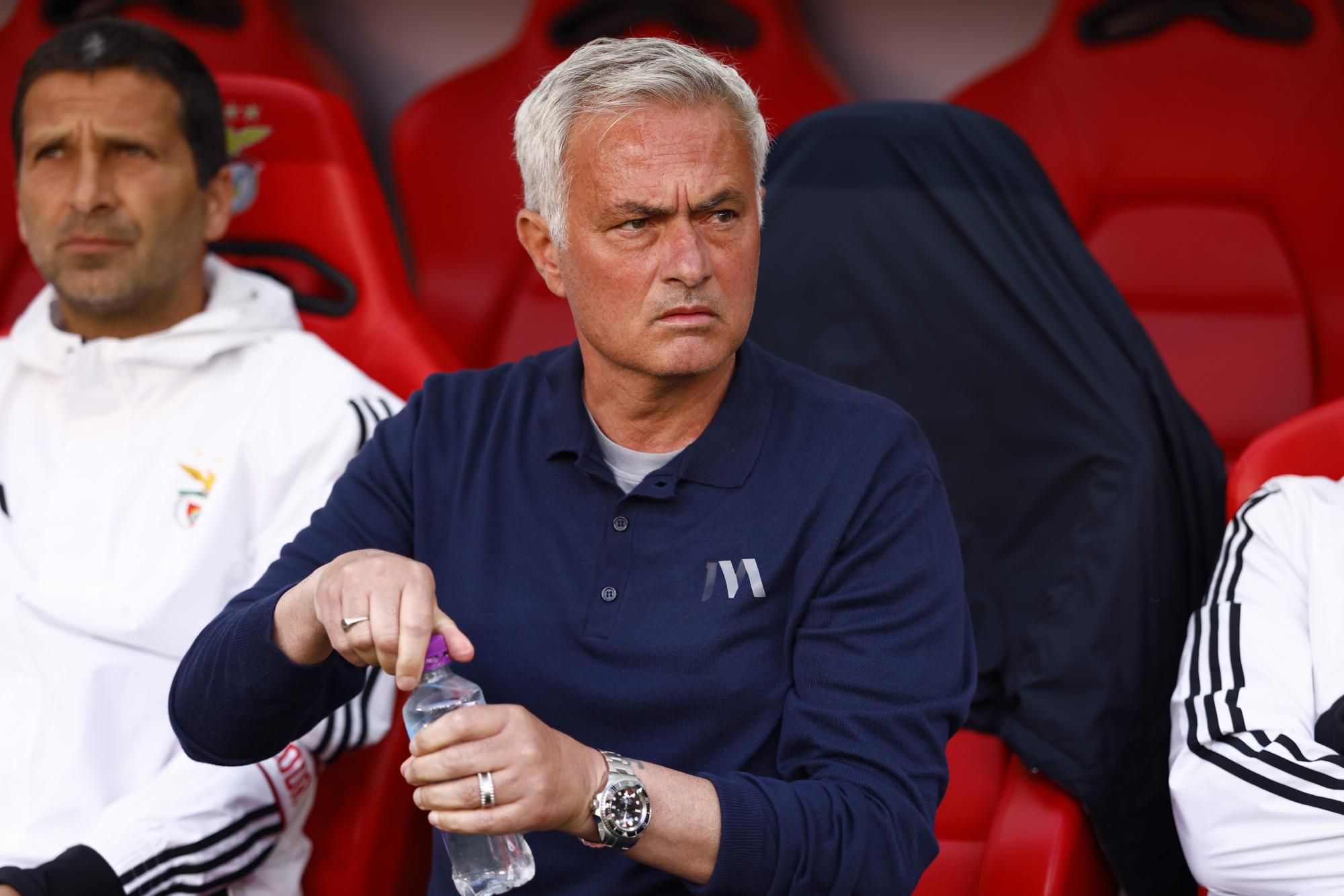 José Mourinho balaye la rumeur qui l'envoie au Real Madrid