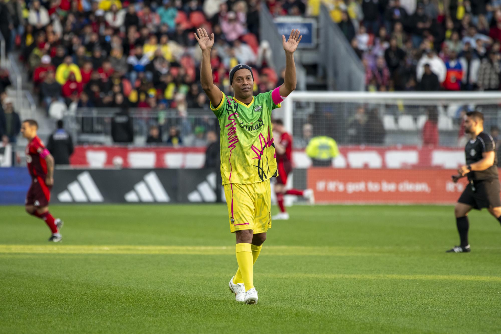 Ronaldinho sera consultant pour TV Globo durant la Coupe du monde 2026