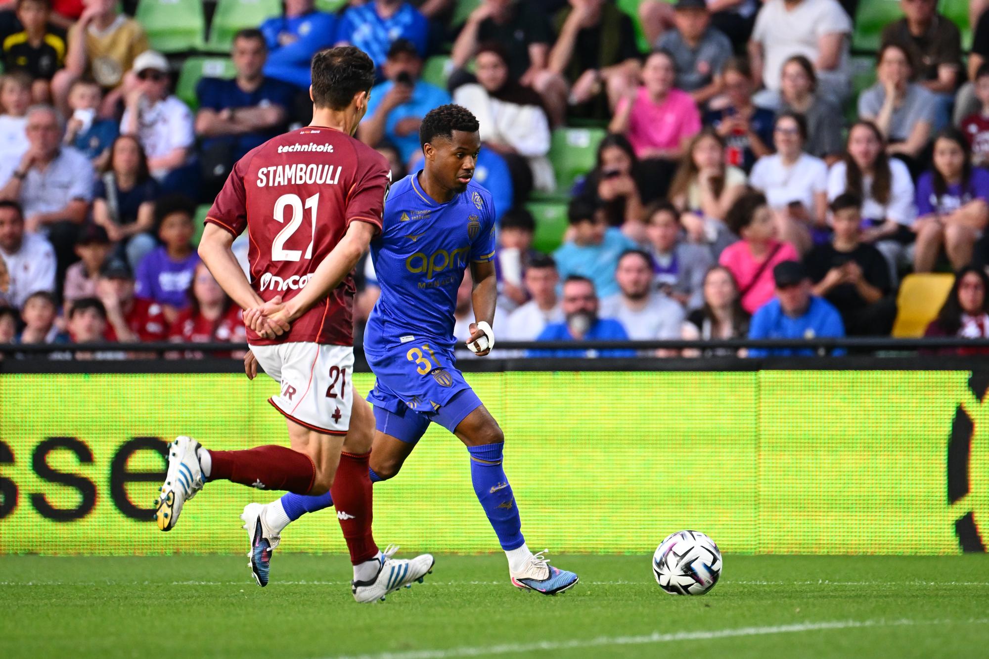 Trophées UNFP : le onze type des joueurs à neuf titularisations en Ligue 1