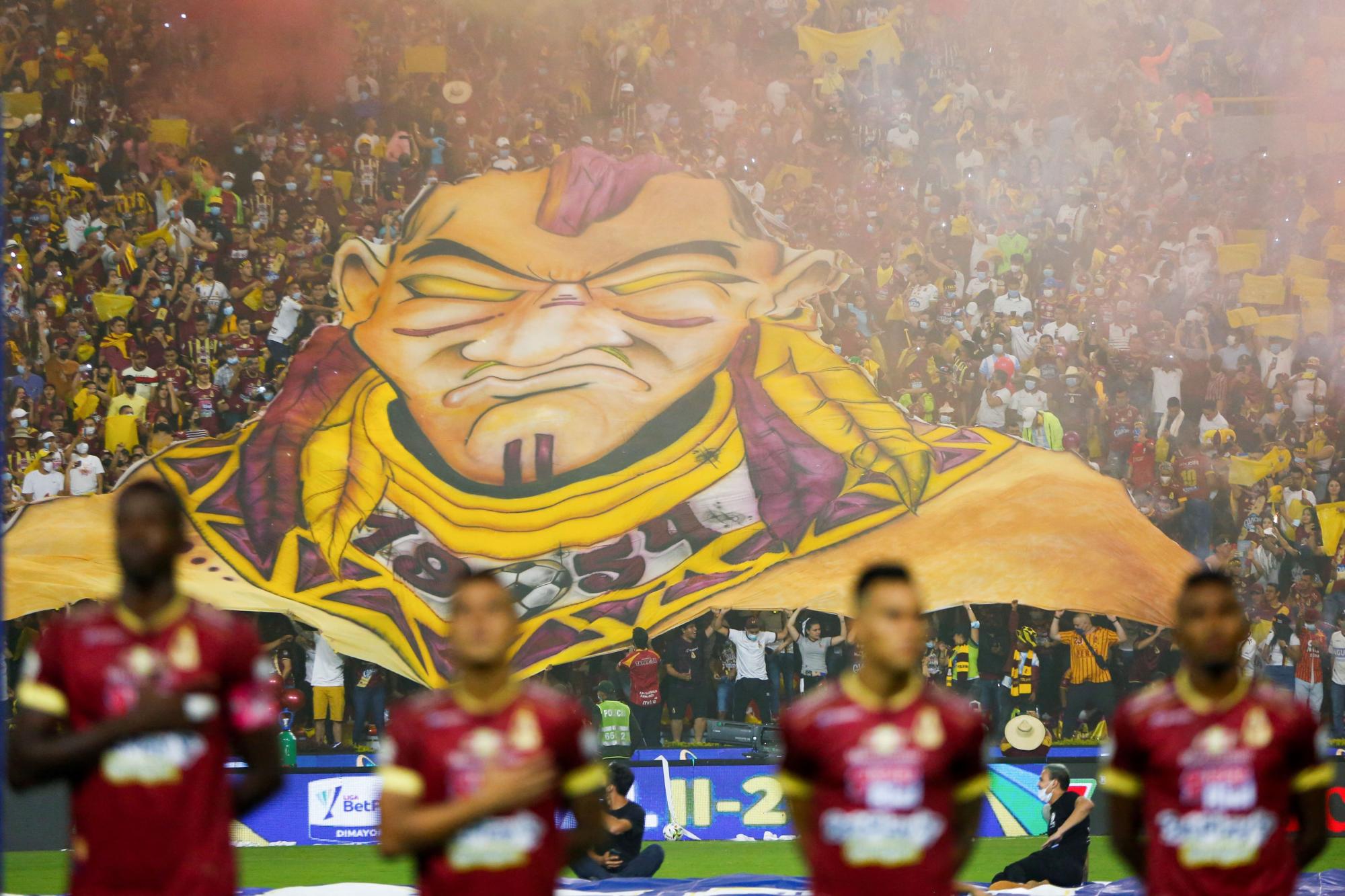 Un match dégénère en Colombie : des supporters attaquent les joueurs adverses