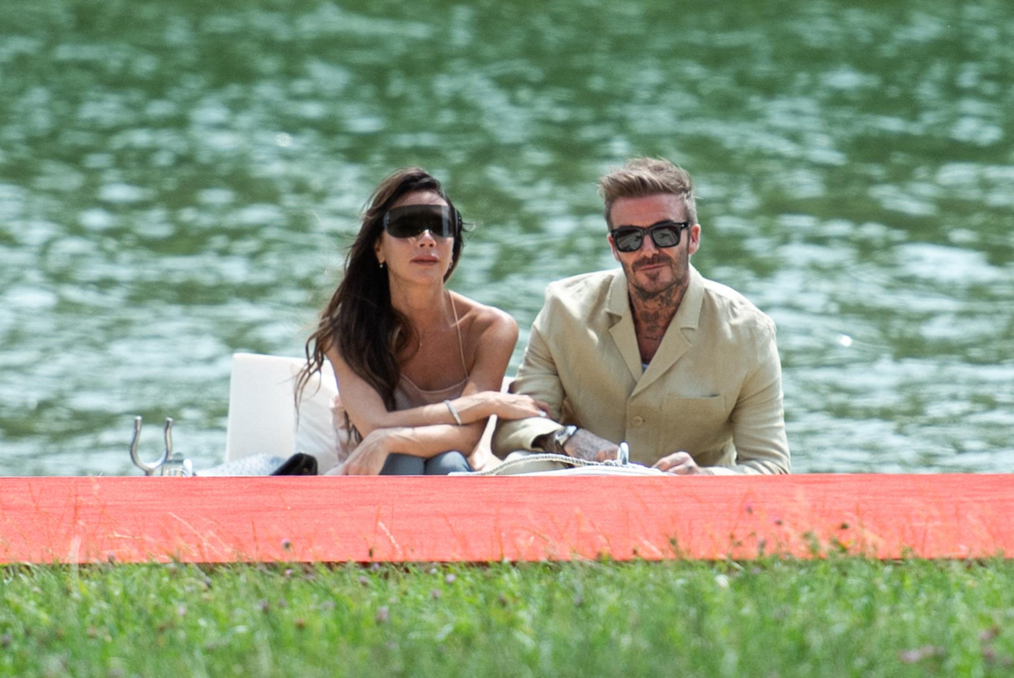 L'ancien footballeur anglais de Manchester United David Beckham devient le premier sportif britannique milliardaire