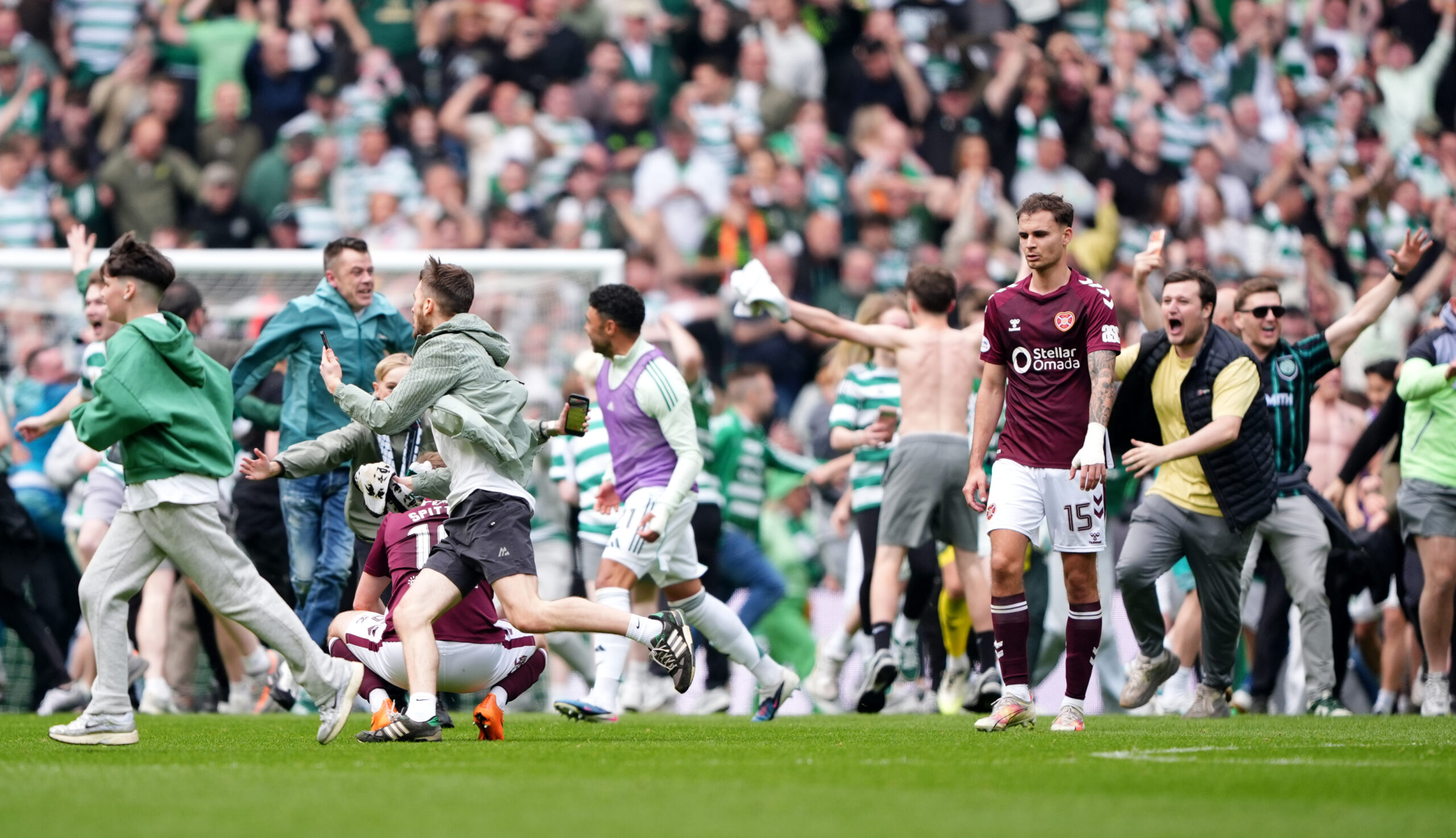 Ecosse : Heart of Midlothian dénonce des agressions sur la pelouse du Celtic après le match du titre