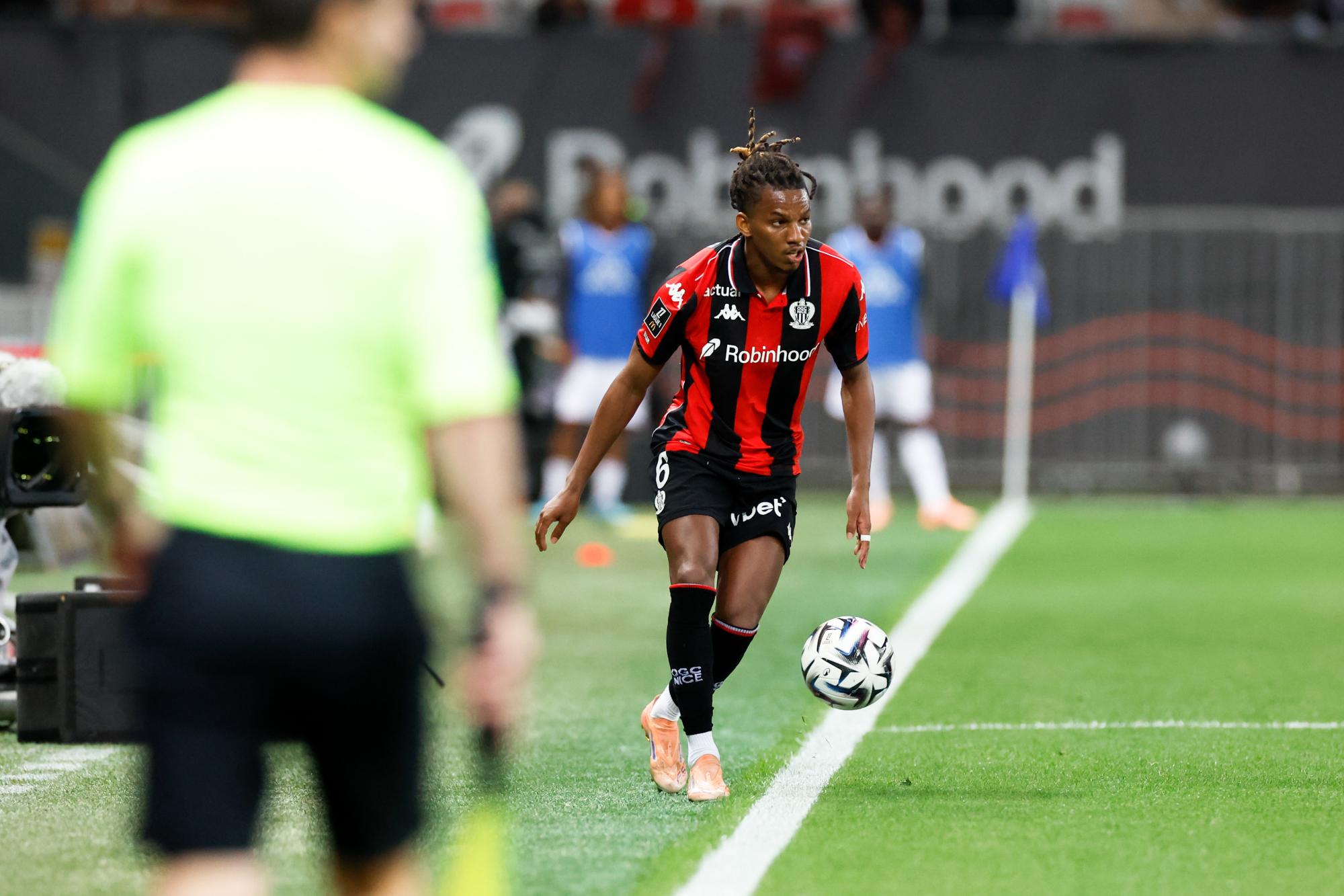 Ligue 1 : Le calendrier des barrages entre Nice et l'AS Saint-Étienne chamboulé par la finale de la Coupe de France