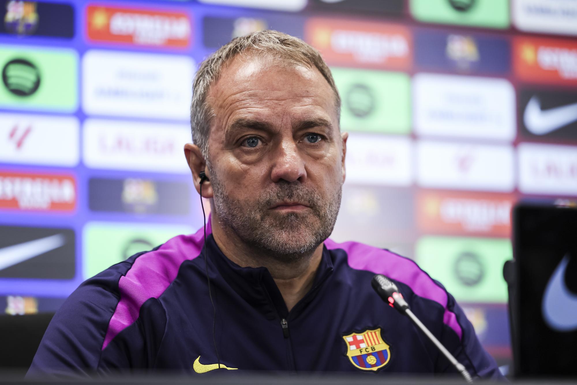Hansi Flick prolonge avec le FC Barcelone