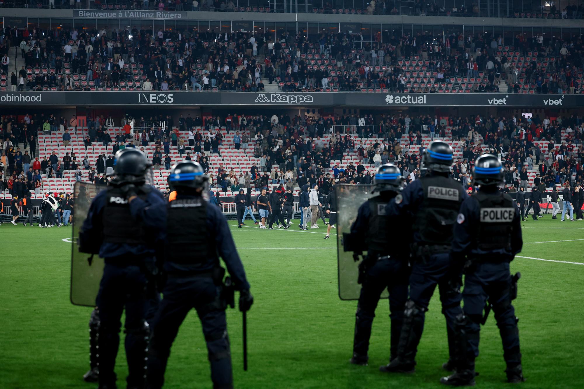 Ligue 1 : Le barrage retour entre Nice et Saint-Étienne pourrait se jouer à huis clos