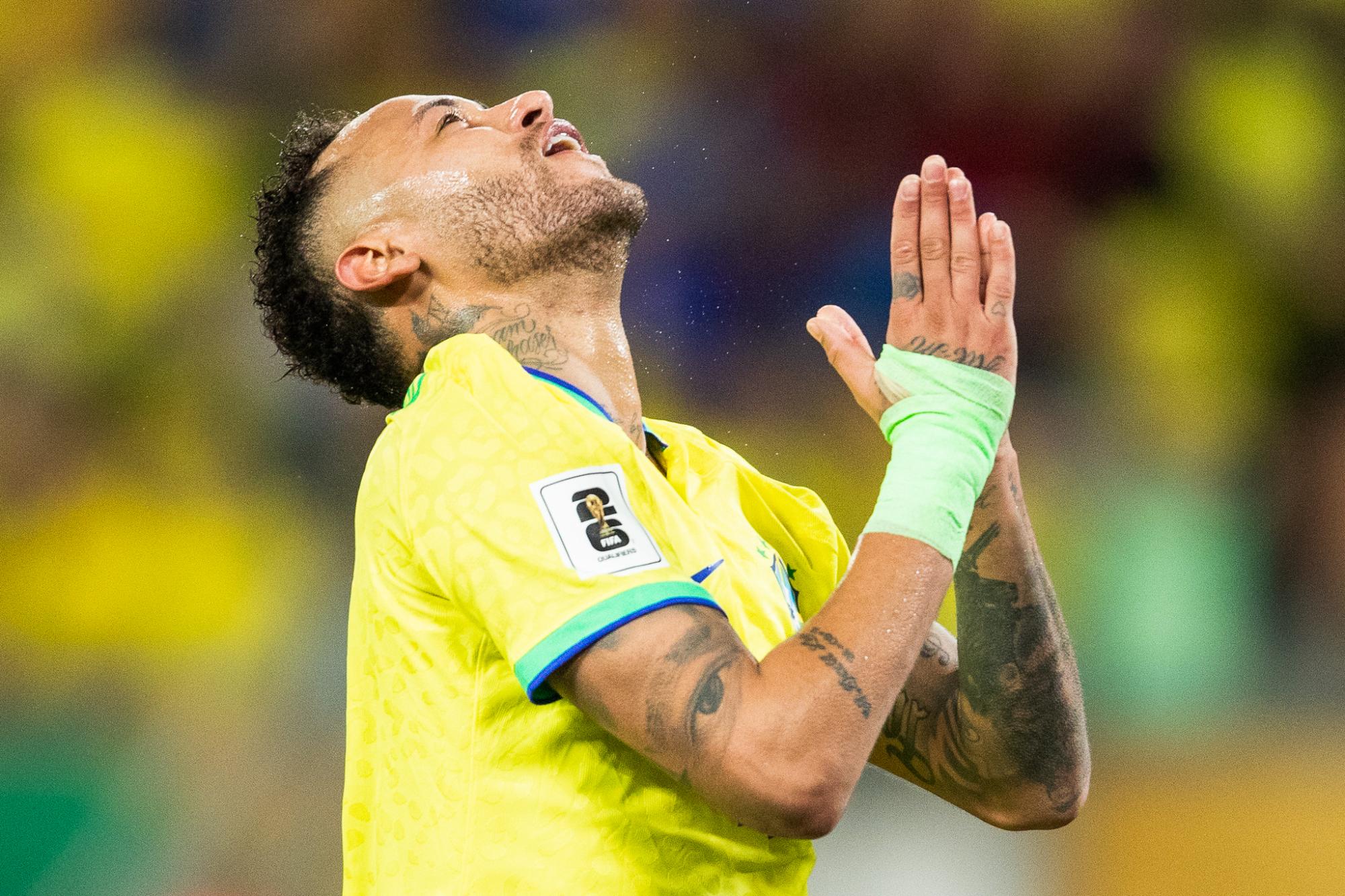 Sondage : Carlo Ancelotti a-t-il raison de convoquer Neymar avec le Brésil pour la Coupe du monde ?