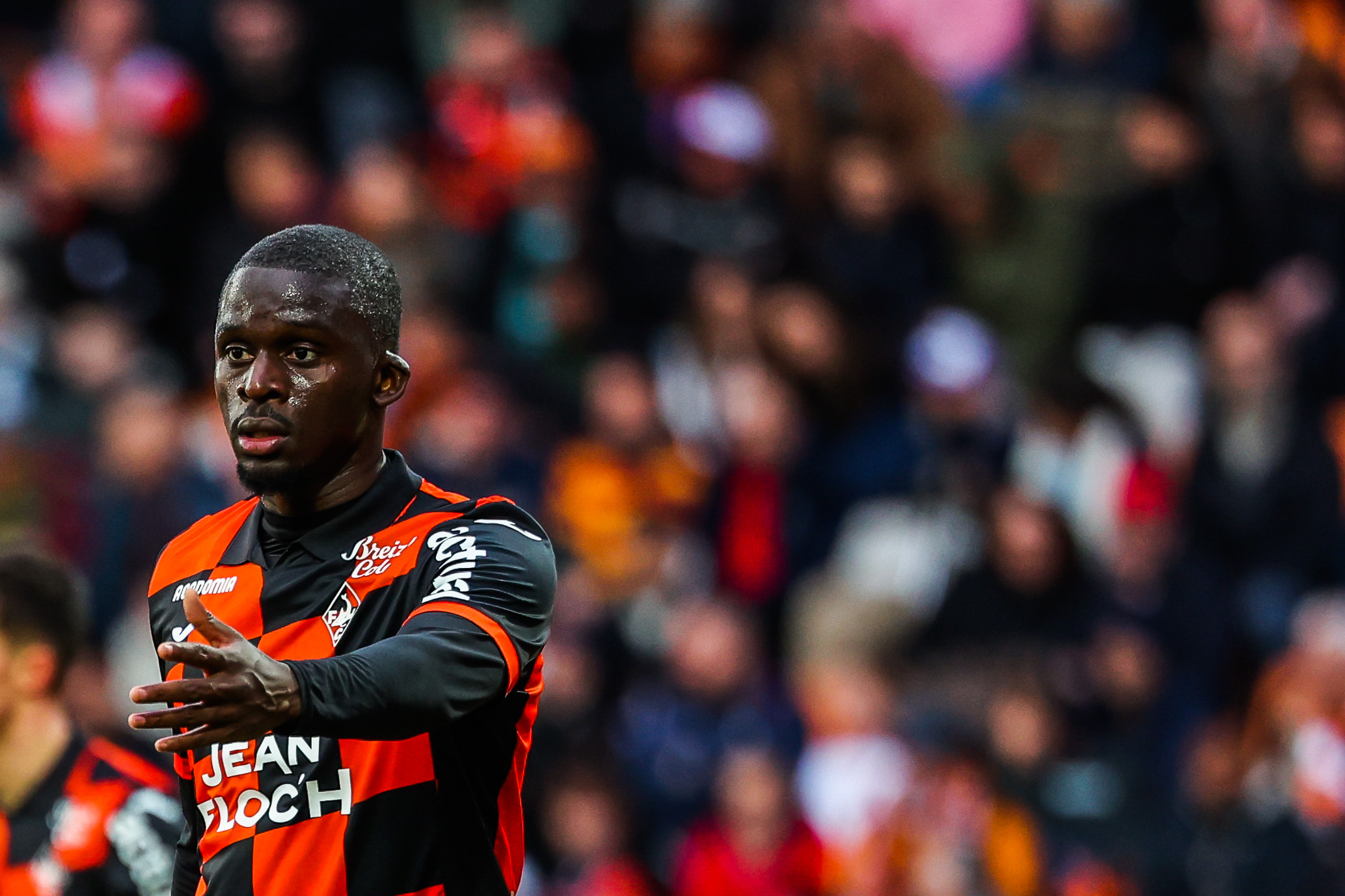 Ligue 1 : Bamba Dieng annonce son départ de Lorient