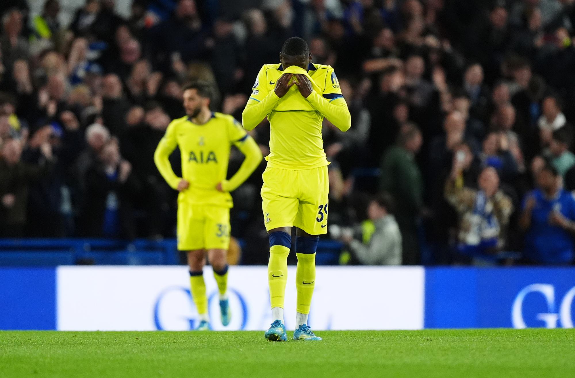 Premier League : Battu à Chelsea, Tottenham jouera son maintien à la dernière journée
