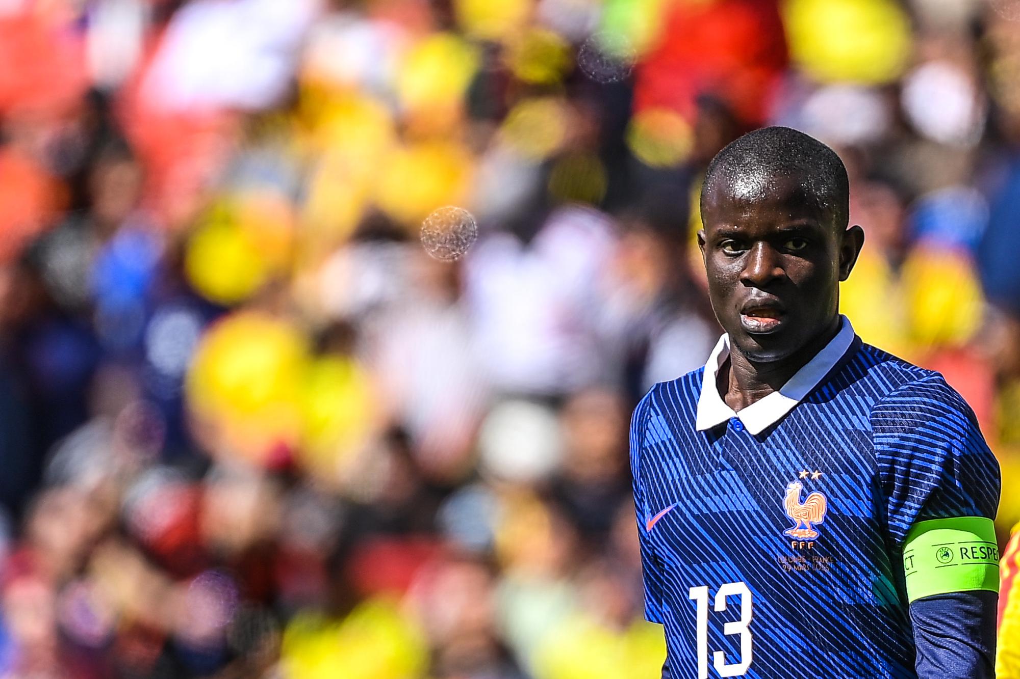 N'Golo Kanté célèbre un nouveau titre avec son club de Virton