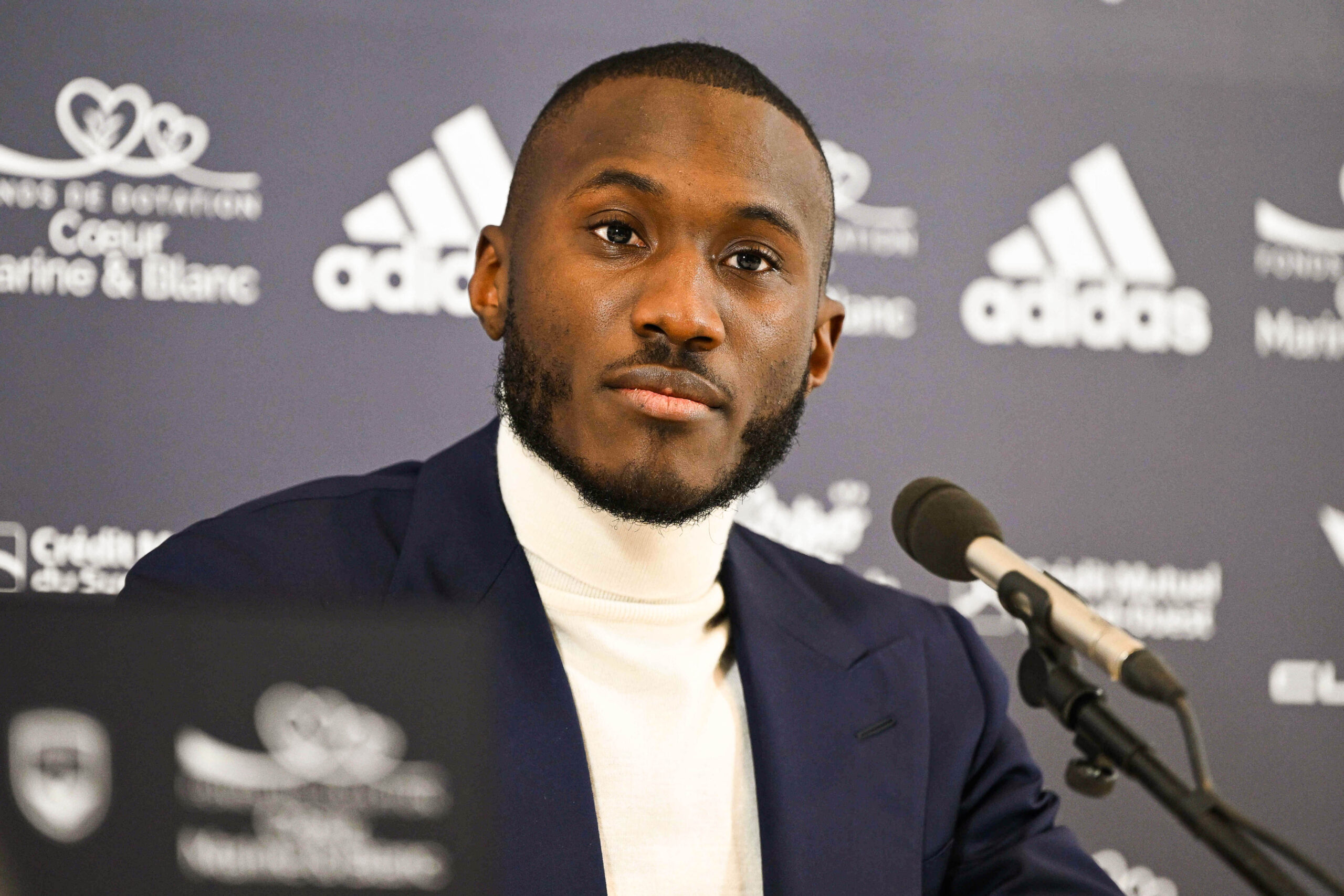 Saint-Étienne, Wolfsburg... L'ancien international français Josuha Guilavogui prend sa retraite