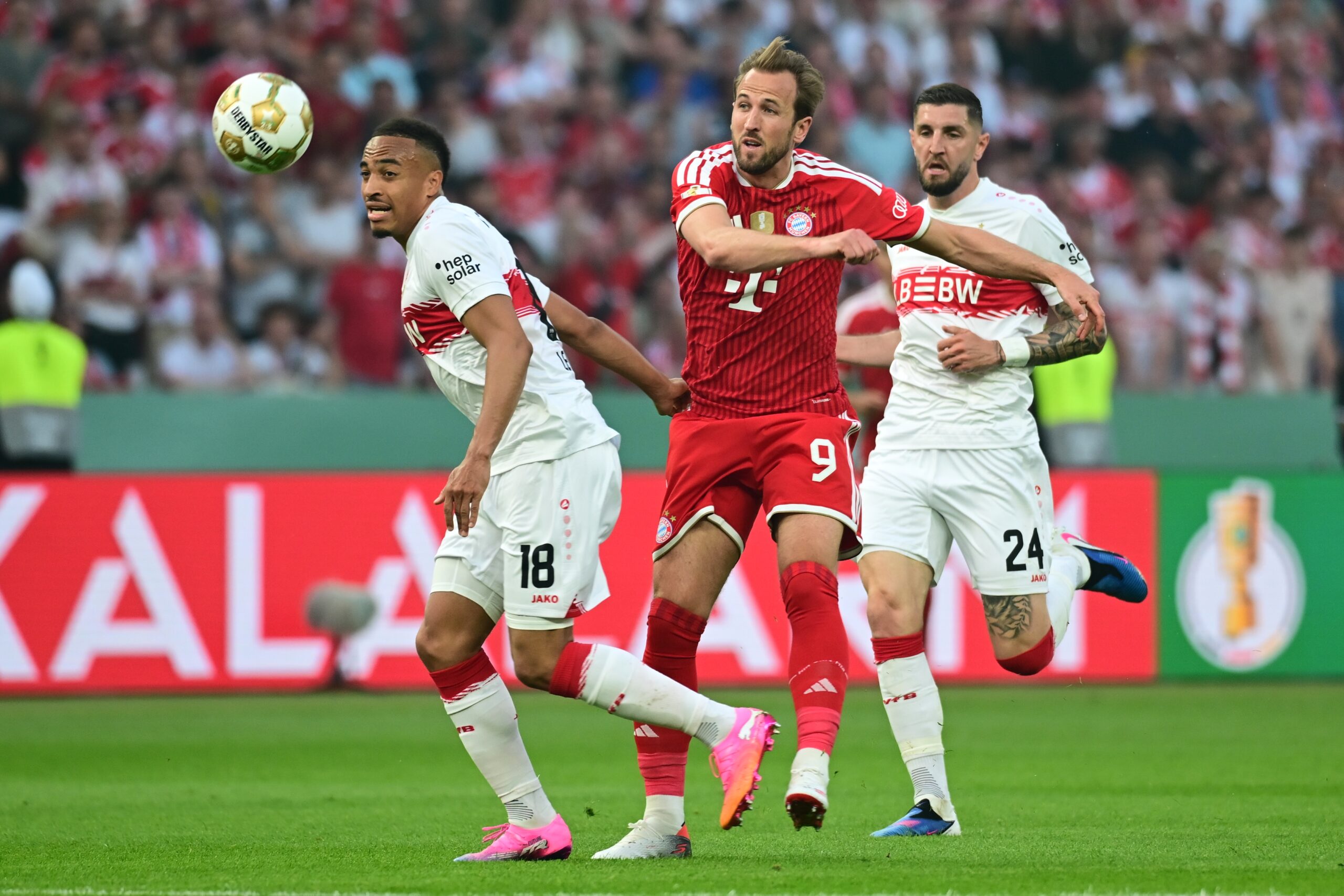 Le duo Michael Olise-Harry Kane permet au Bayern Munich de remporter la finale de la Coupe d'Allemagne contre Stuttgart
