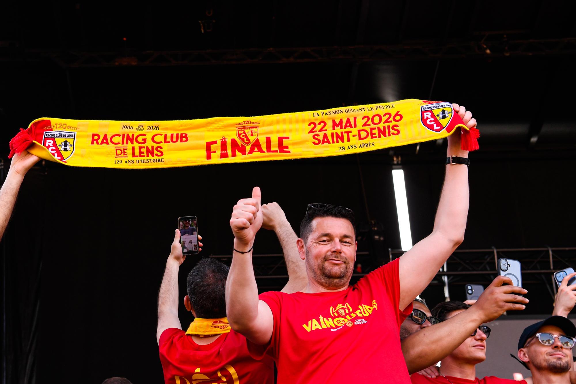 Ligue 1 : Pierre Sage confirme qu'il sera bien sur le banc du RC Lens pour la saison 2026-2027