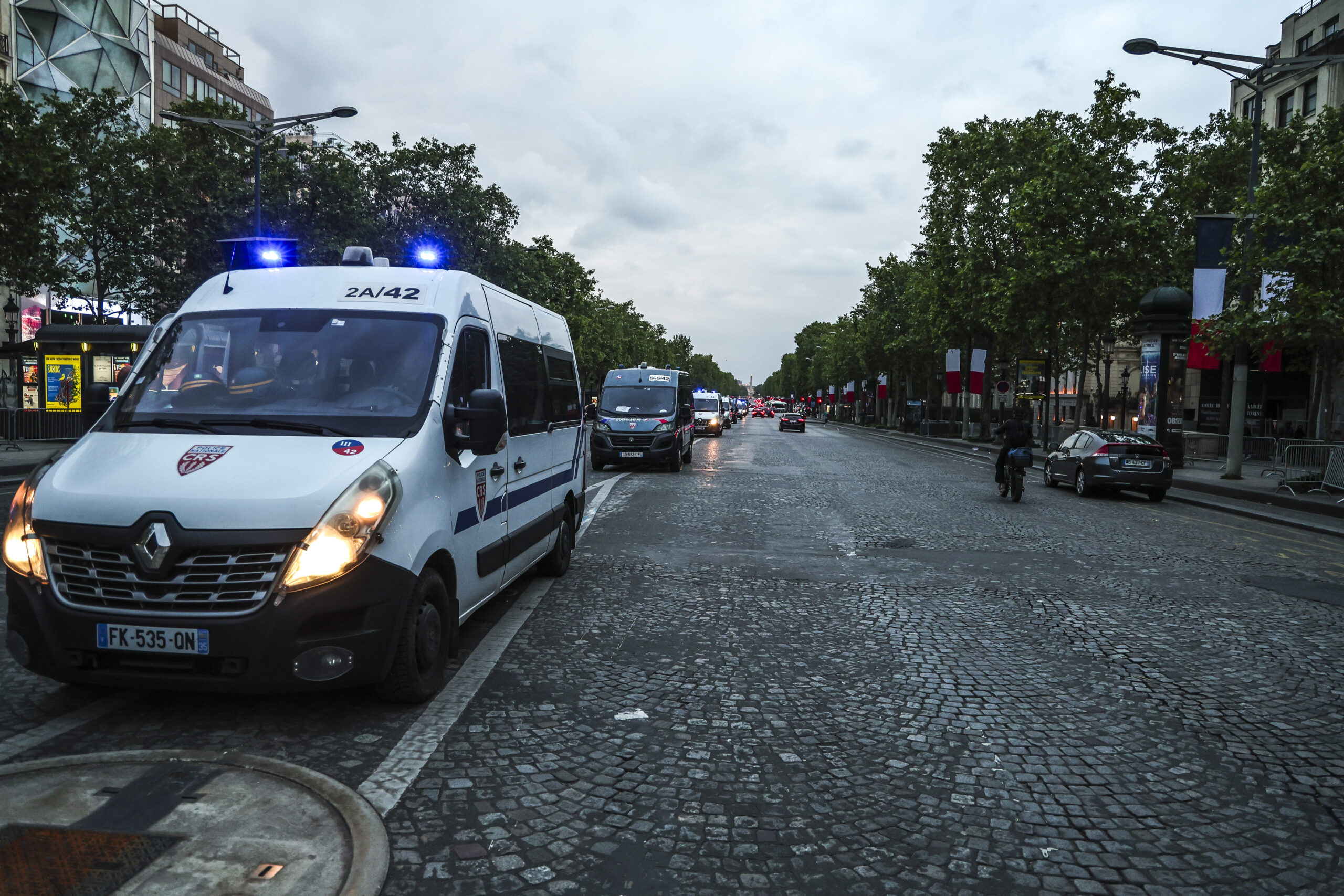 Bagarres à Paris : 15 personnes mises en examen après la rixe impliquant des ultras de l'OGC Nice
