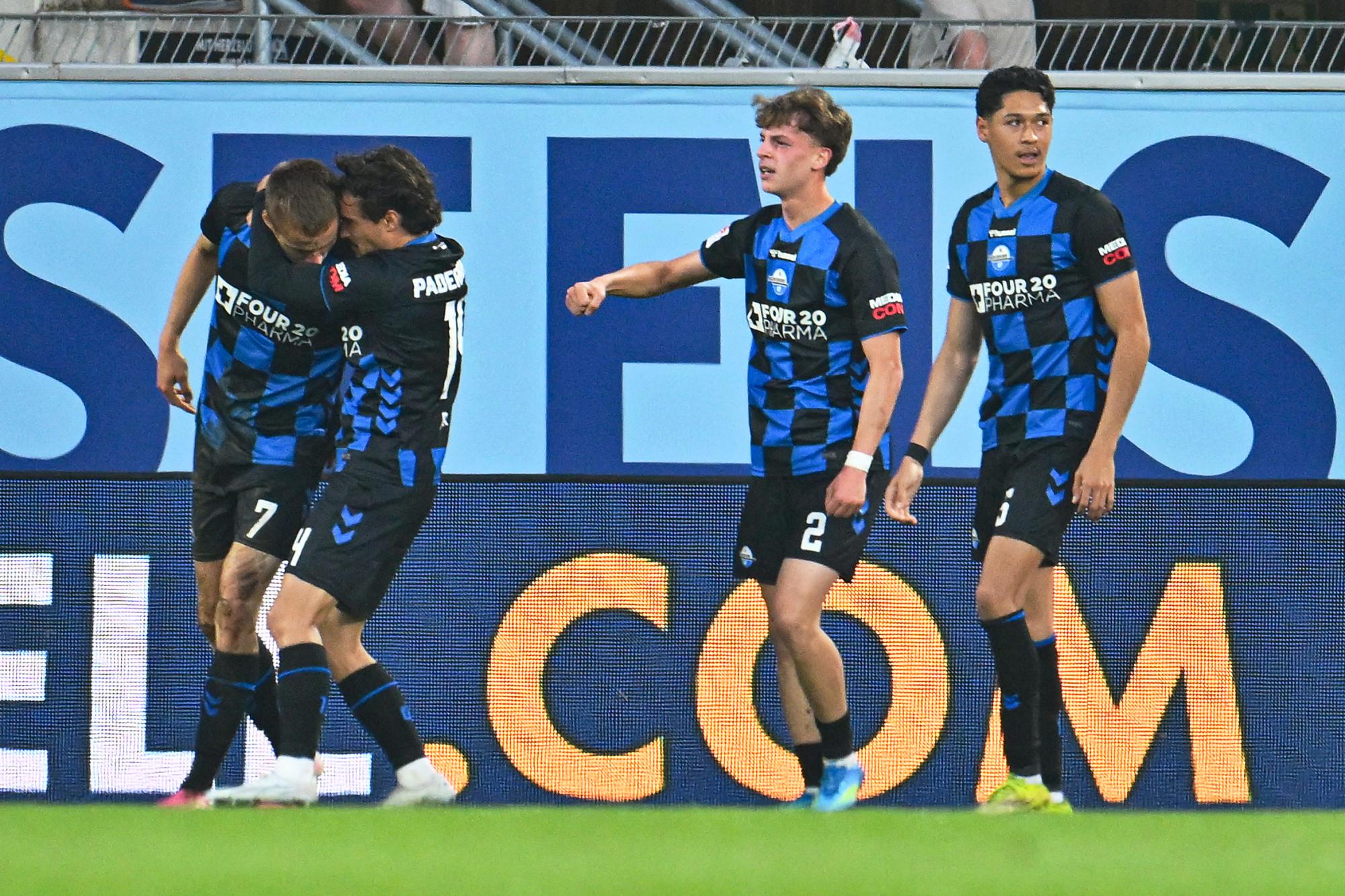 Bundesliga : Paderborn promu grâce à sa victoire en barrages, Wolfsburg relégué