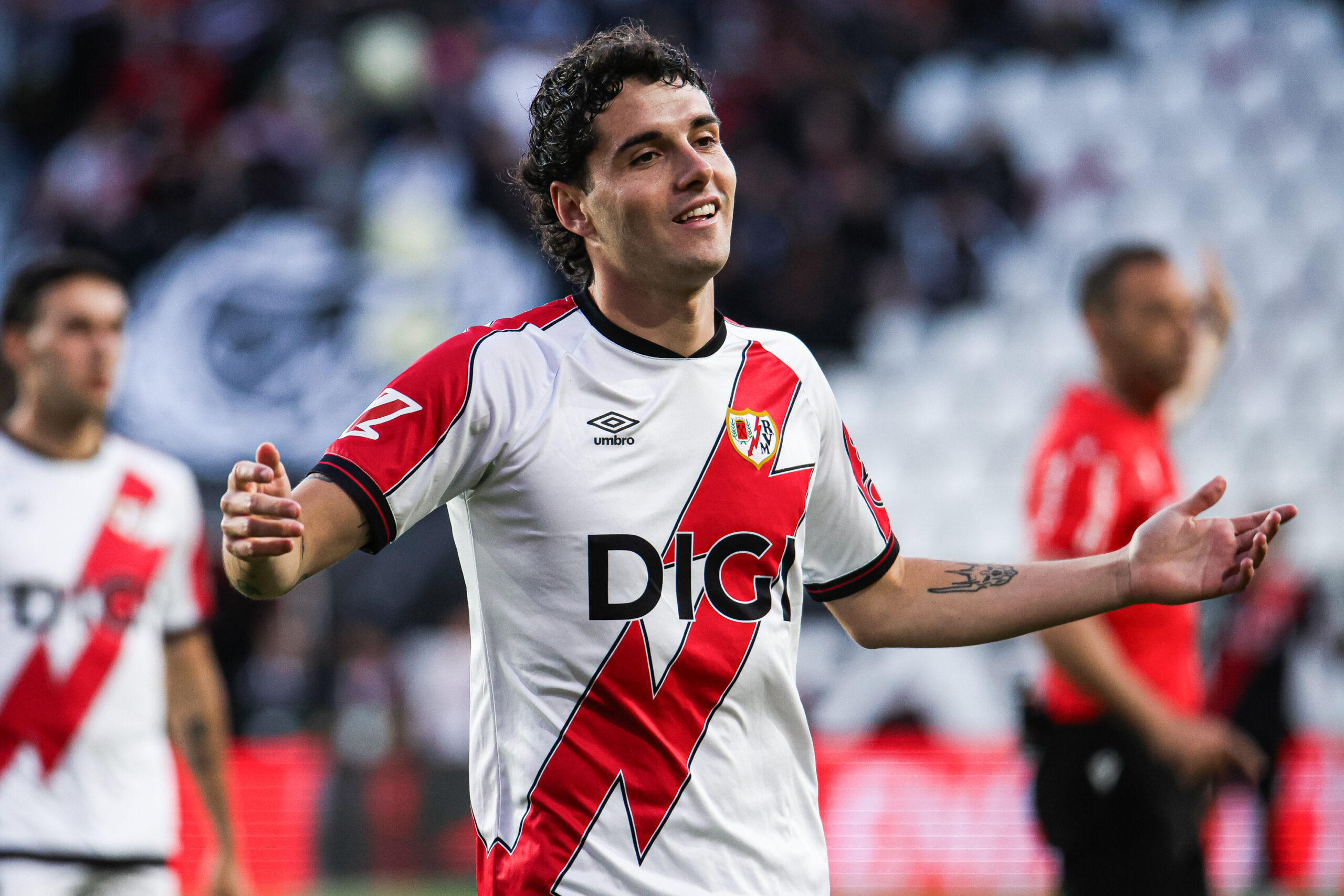 Sergio Camello (Rayo Vallecano) : «/Je suis un pleurnichard de ouf/»