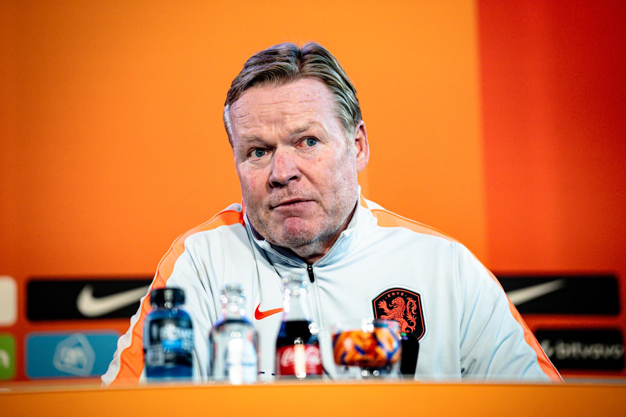 Ronald Koeman envoie une pique à l'Angleterre et Arsenal, le champion d'Angleterre féru de coups de pied arrêtés
