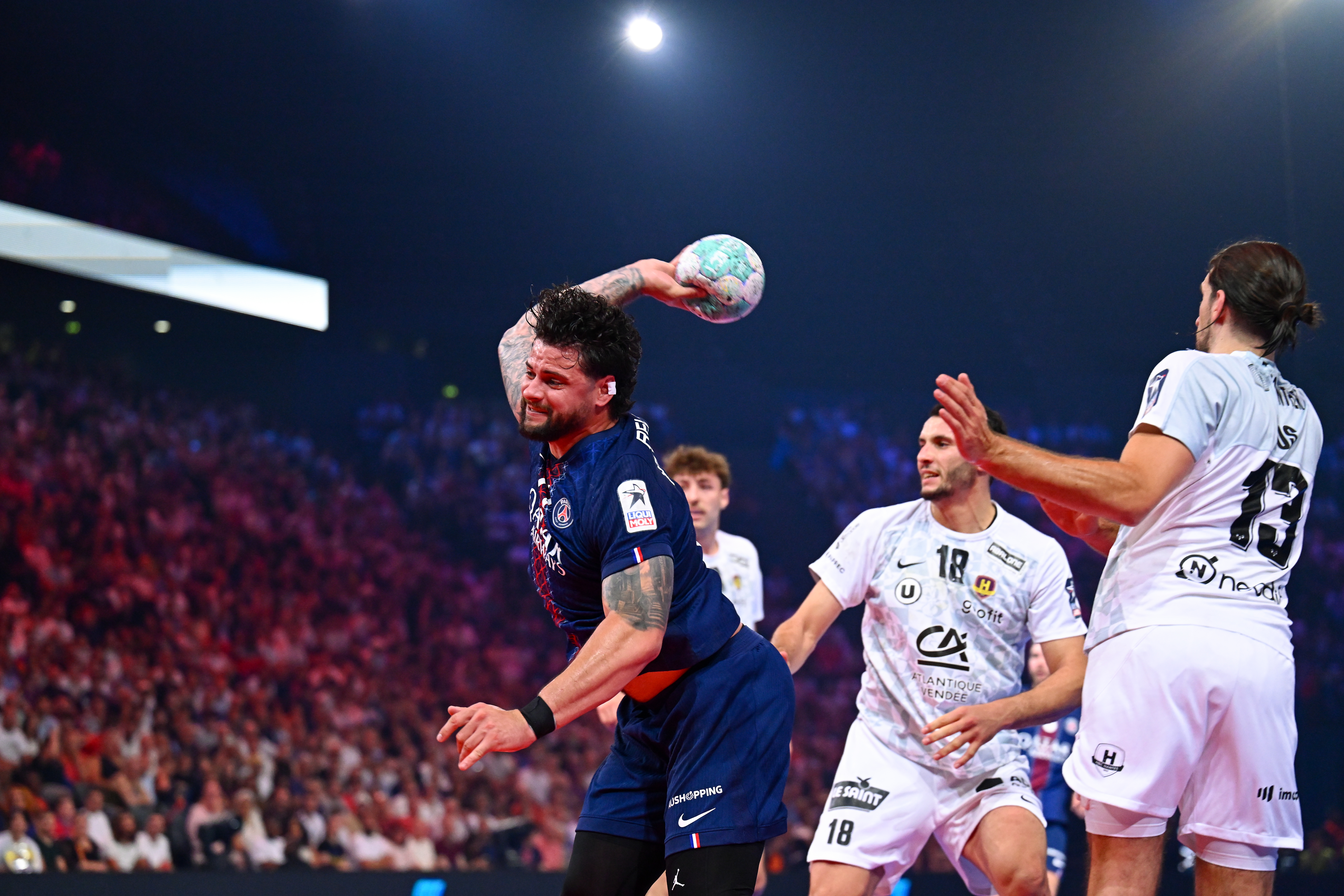 Le PSG champion de France de handball après sa victoire contre le HBC Nantes