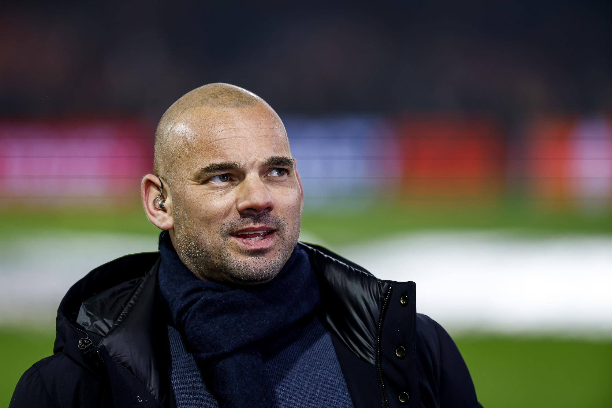 Wesley Sneijder prend sa revanche sur Iker Casillas grâce à Tom Hardy dans un spot de la série Mobland