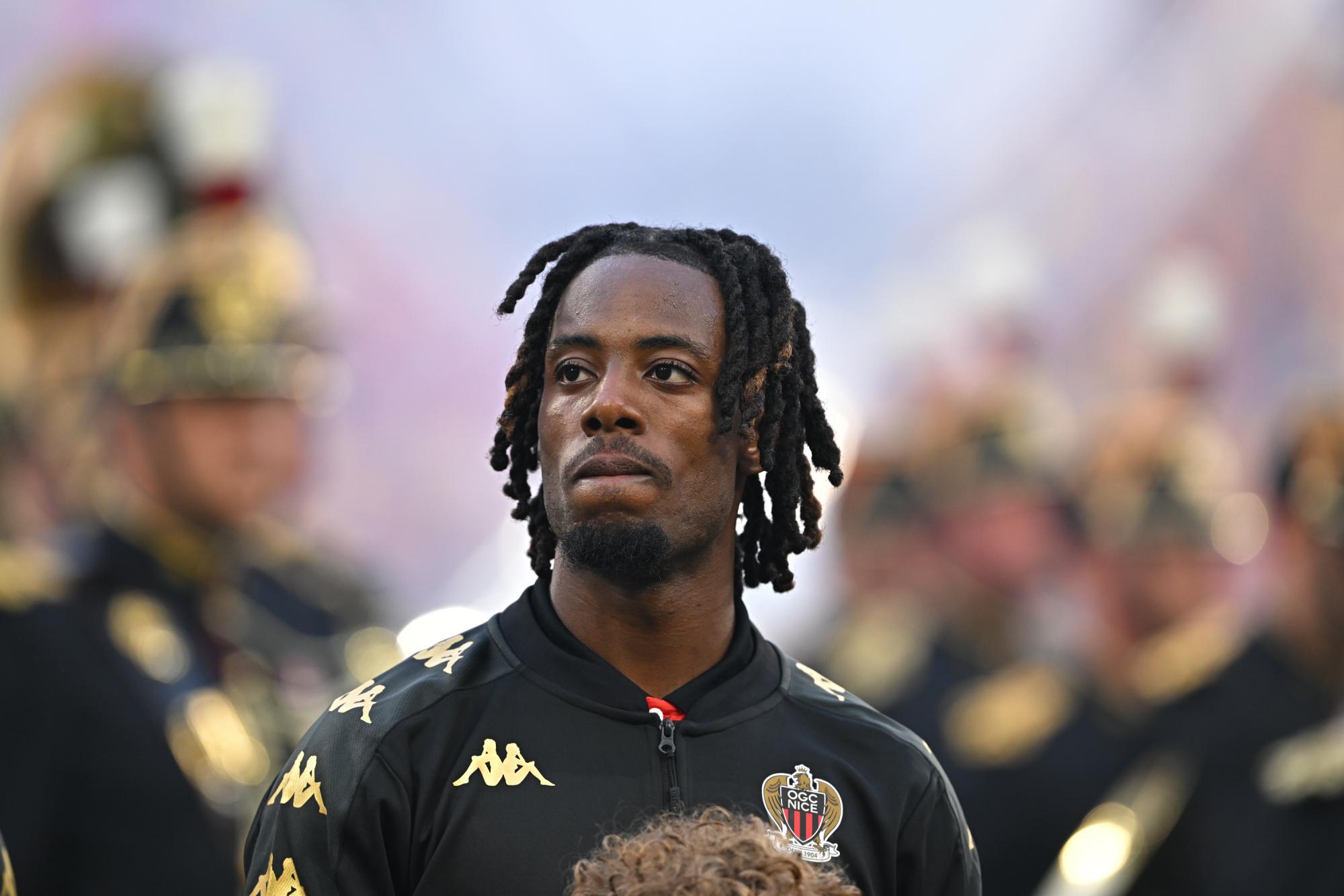 Elie Wahi accusé d'avoir volontairement pris un carton jaune en Ligue 1 et arrêté par la police avant le Mondial