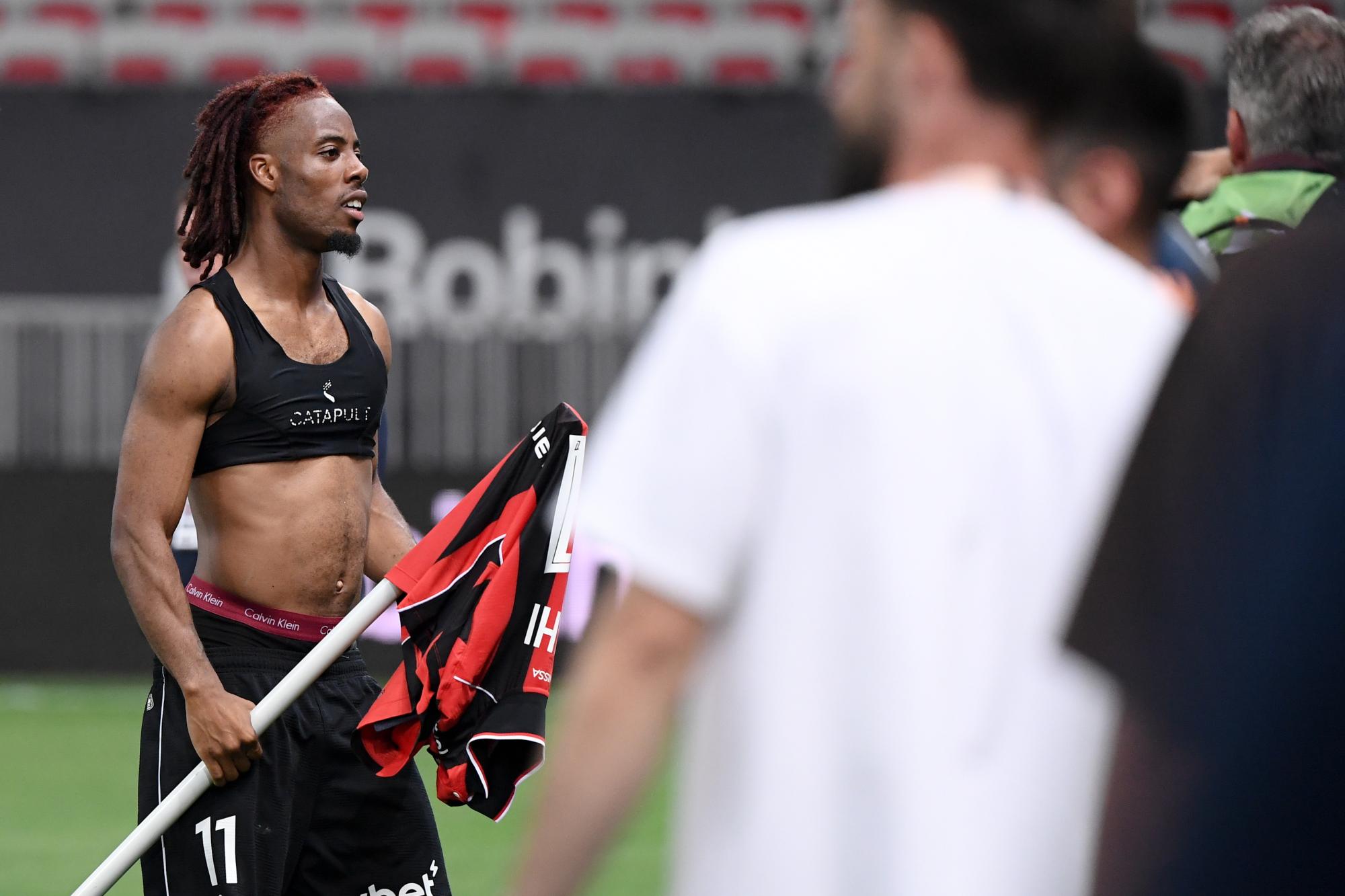 Barrage d'accession à la Ligue 1 : Elye Wahi très ému par le maintien de Nice