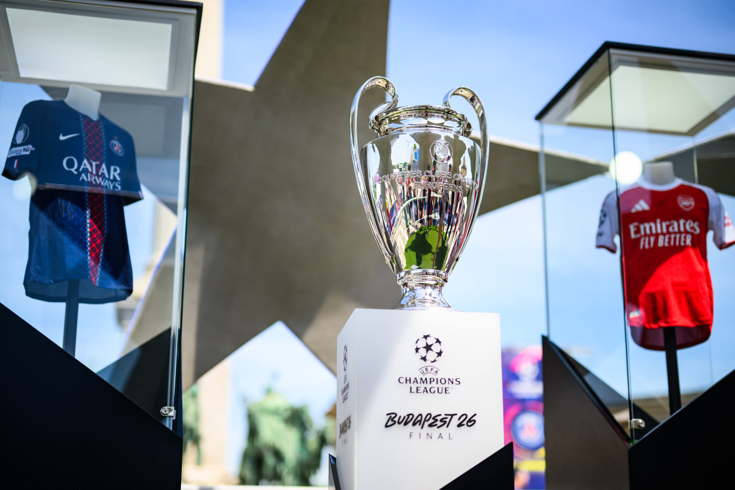 En direct : une journée de finale à Budapest, avant PSG-Arsenal