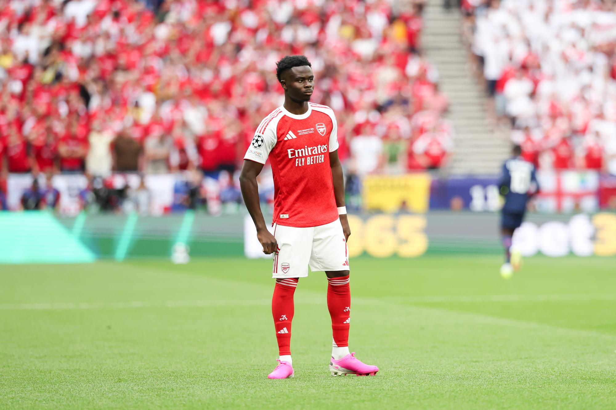Ligue des champions : pourquoi l'arbitre de PSG-Arsenal n'a pas sifflé la main sur Bukayo Saka ?