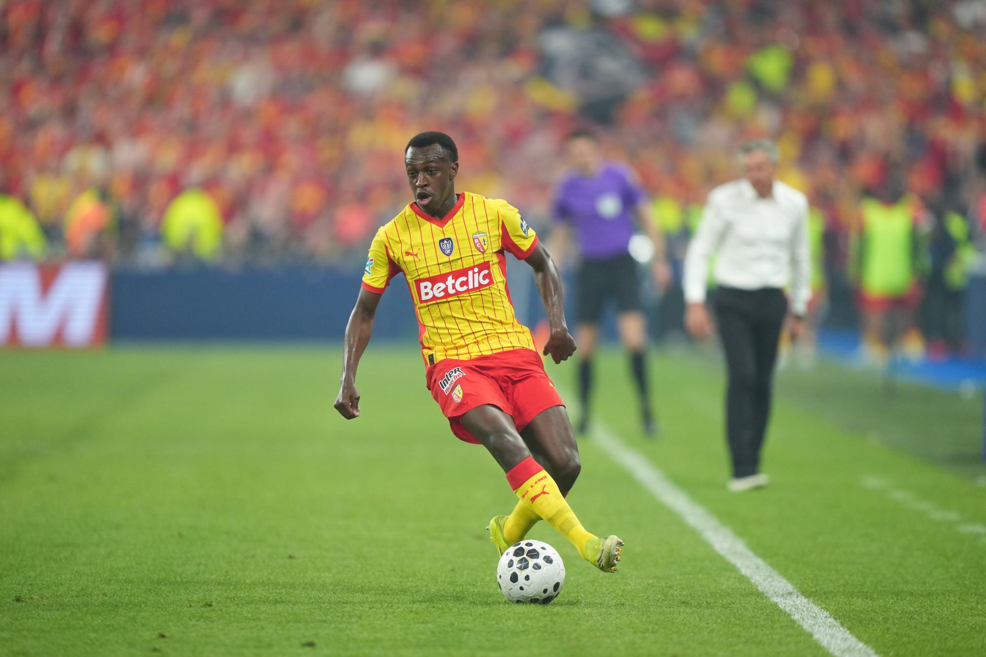Mercato : Saud Abdulhamid définitivement à Lens en provenance de la Roma