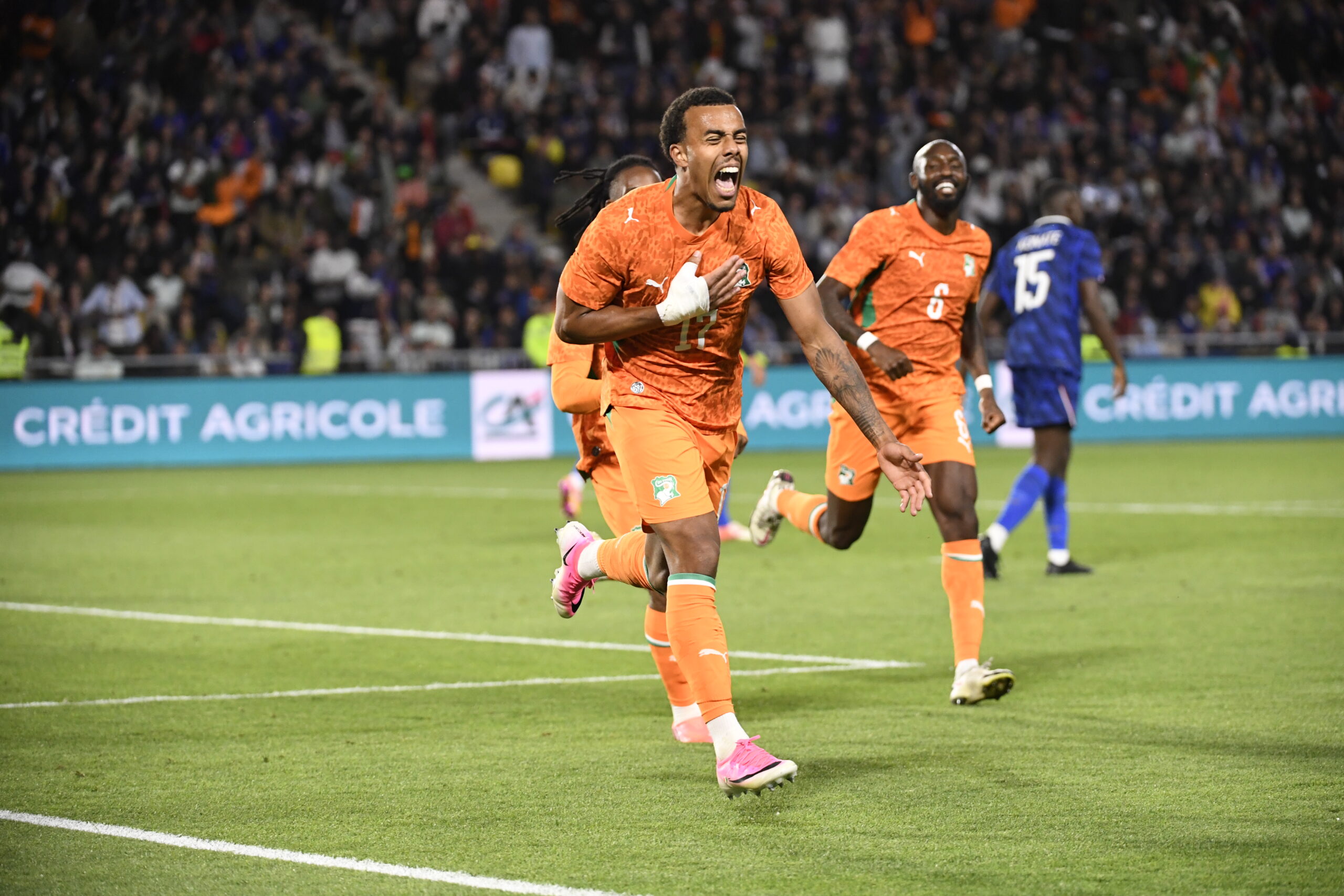 France-Côte d'Ivoire : Guela Doué, le grand frère de Désiré qui a pris la lumière dans un match spécial