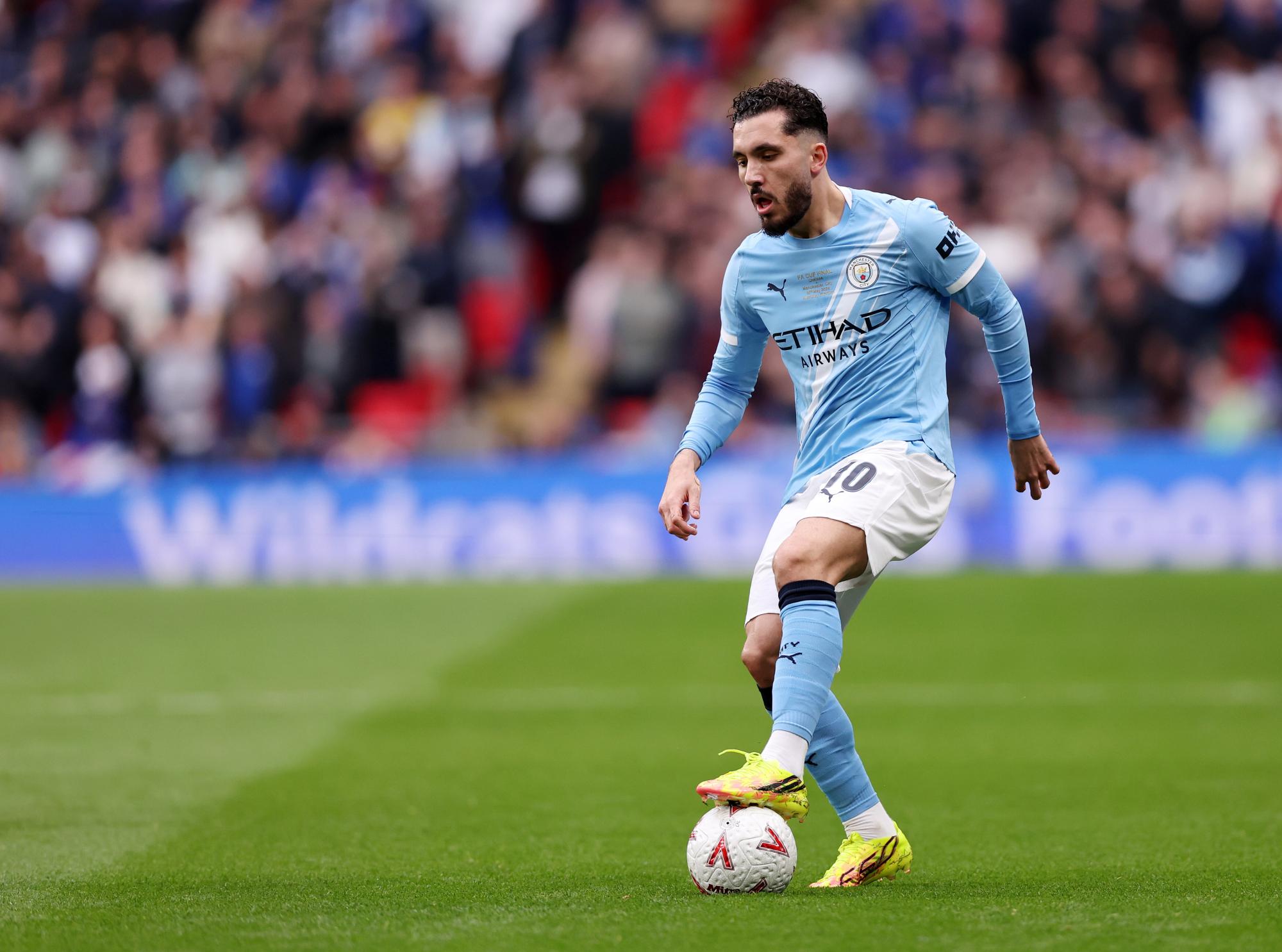 Rayan Cherki et Eli Junior Kroupi meilleur joueur et meilleur jeune de Premier League ?