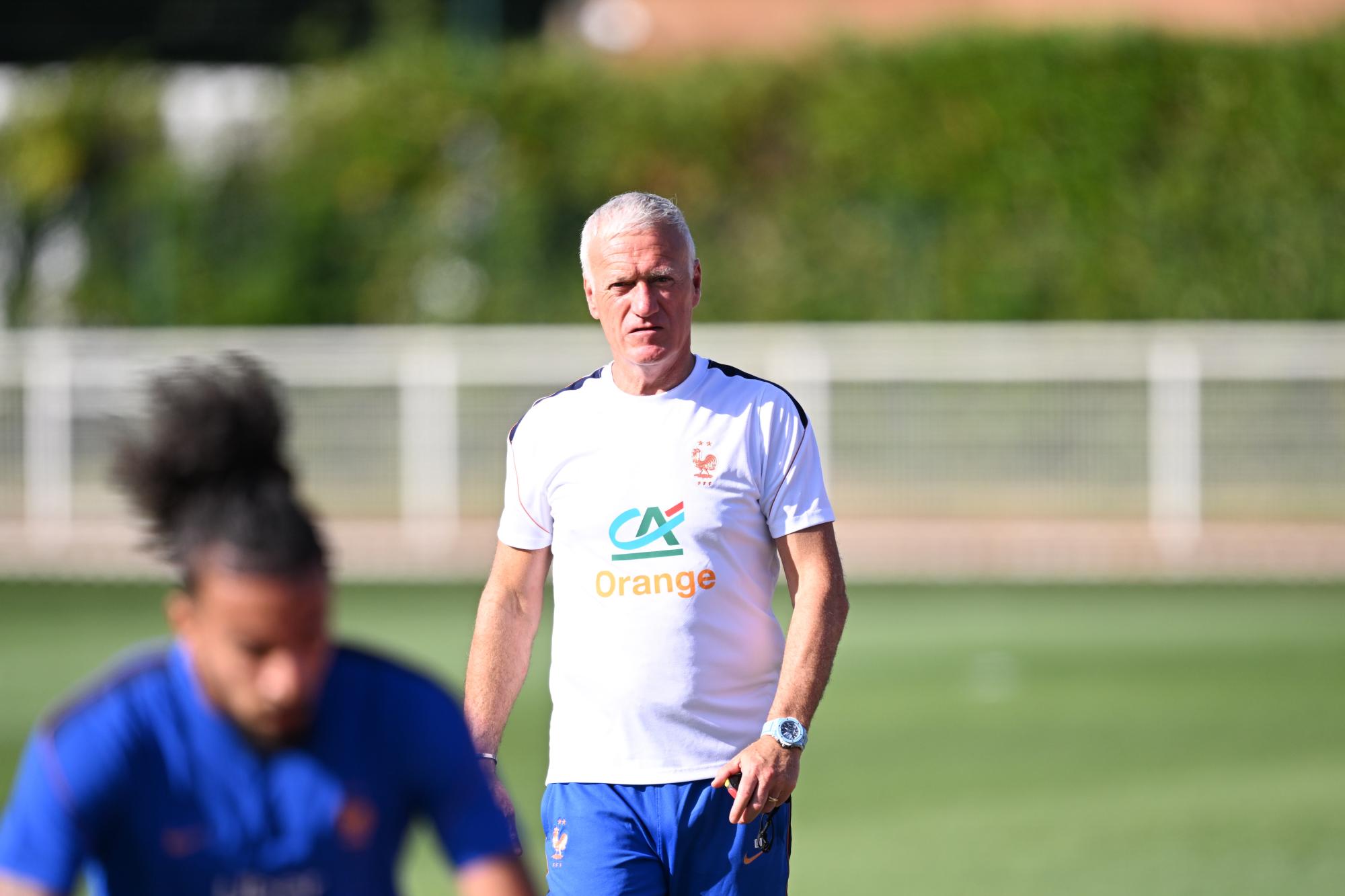 Mondial 2026 : Didier Deschamps a descendu les marches du château de Clairefontaine pour la dernière fois en tant que sélectionneur de l'équipe de France