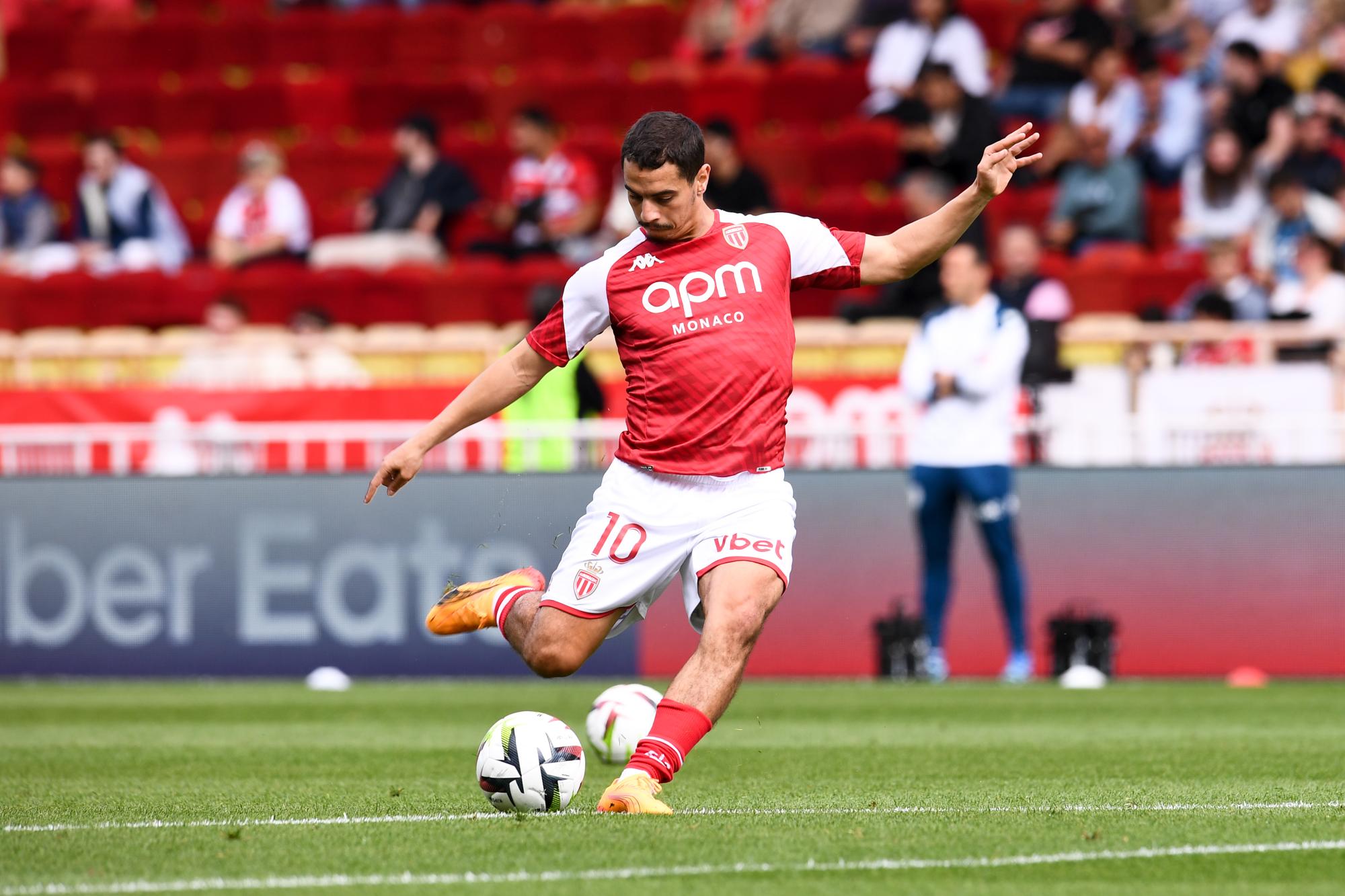 Ben Yedder se prend pour Maradona et marque de la main au Maroc