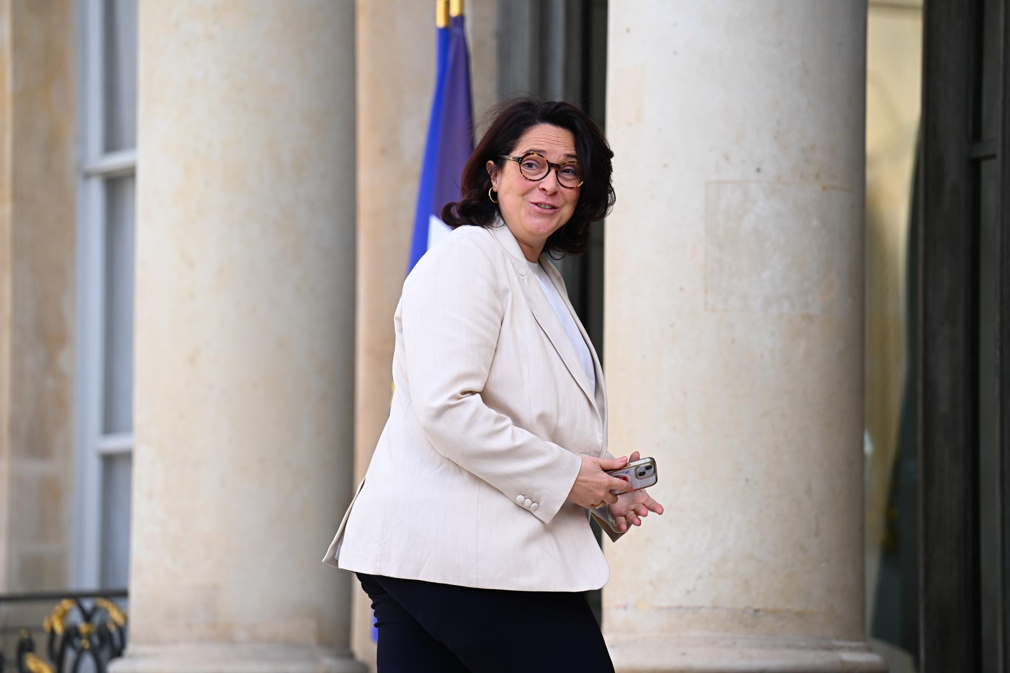 La ministre des Sports Marina Ferrari a offert un cadeau bien particulier aux Bleus avant la Coupe du monde
