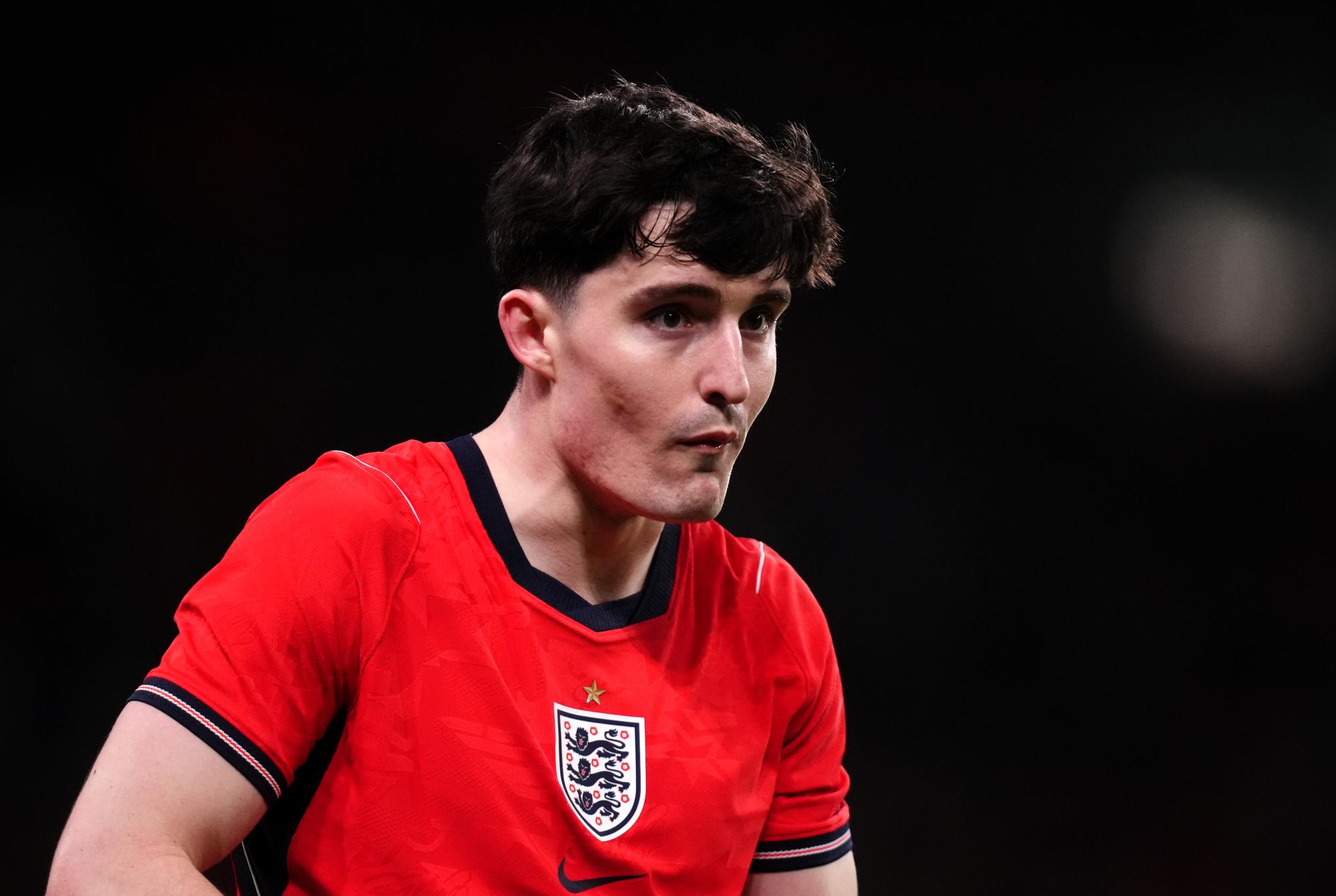 Mondial 2026 : Livramento forfait avec l'Angleterre et remplacé par Chalobah ?