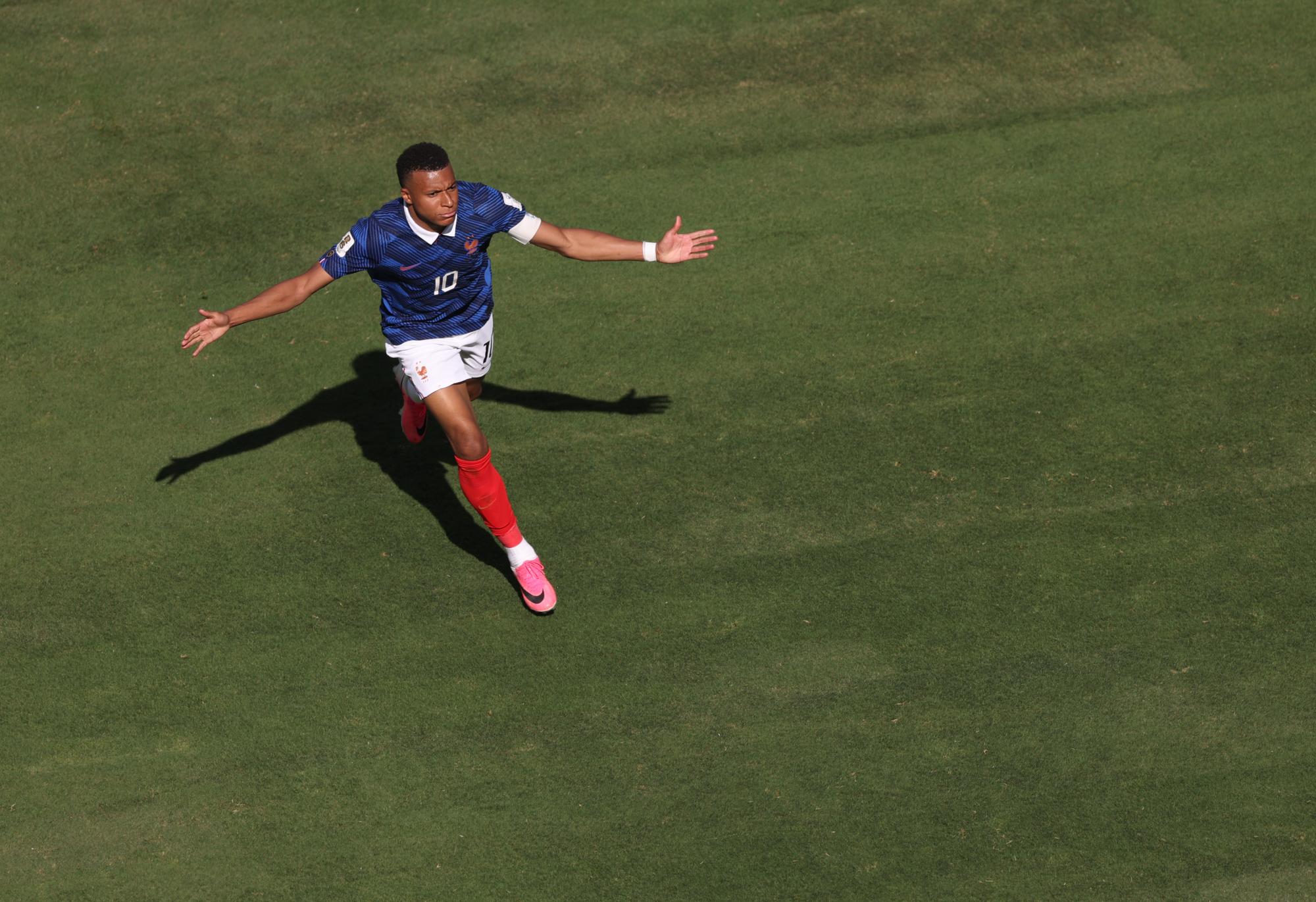 Mondial 2026 : Mbappé affole la presse mondiale après France-Sénégal