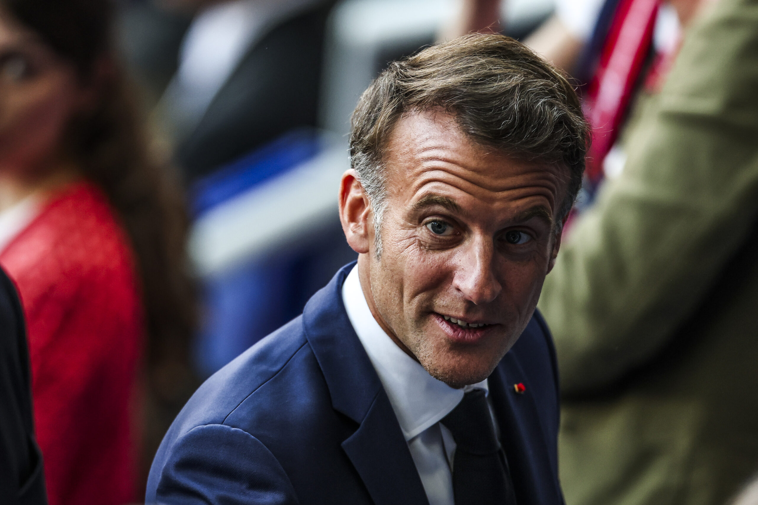 Coupe du monde 2026 : en plein G7, Emmanuel Macron a de grandes ambitions pour l'équipe de France