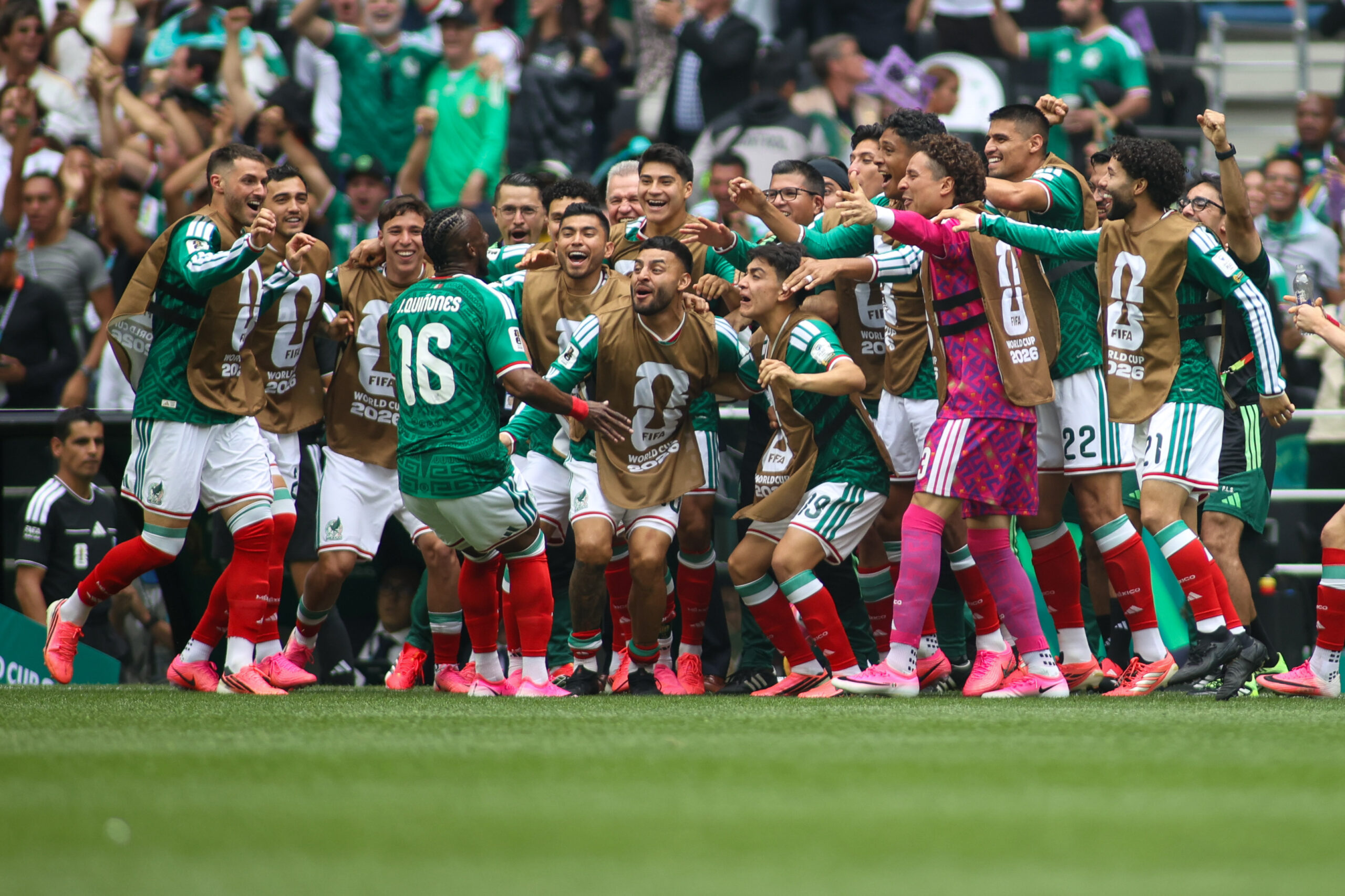 Les Mexicains seraient-ils obsédés par le physique et la couleur de leurs joueurs ?