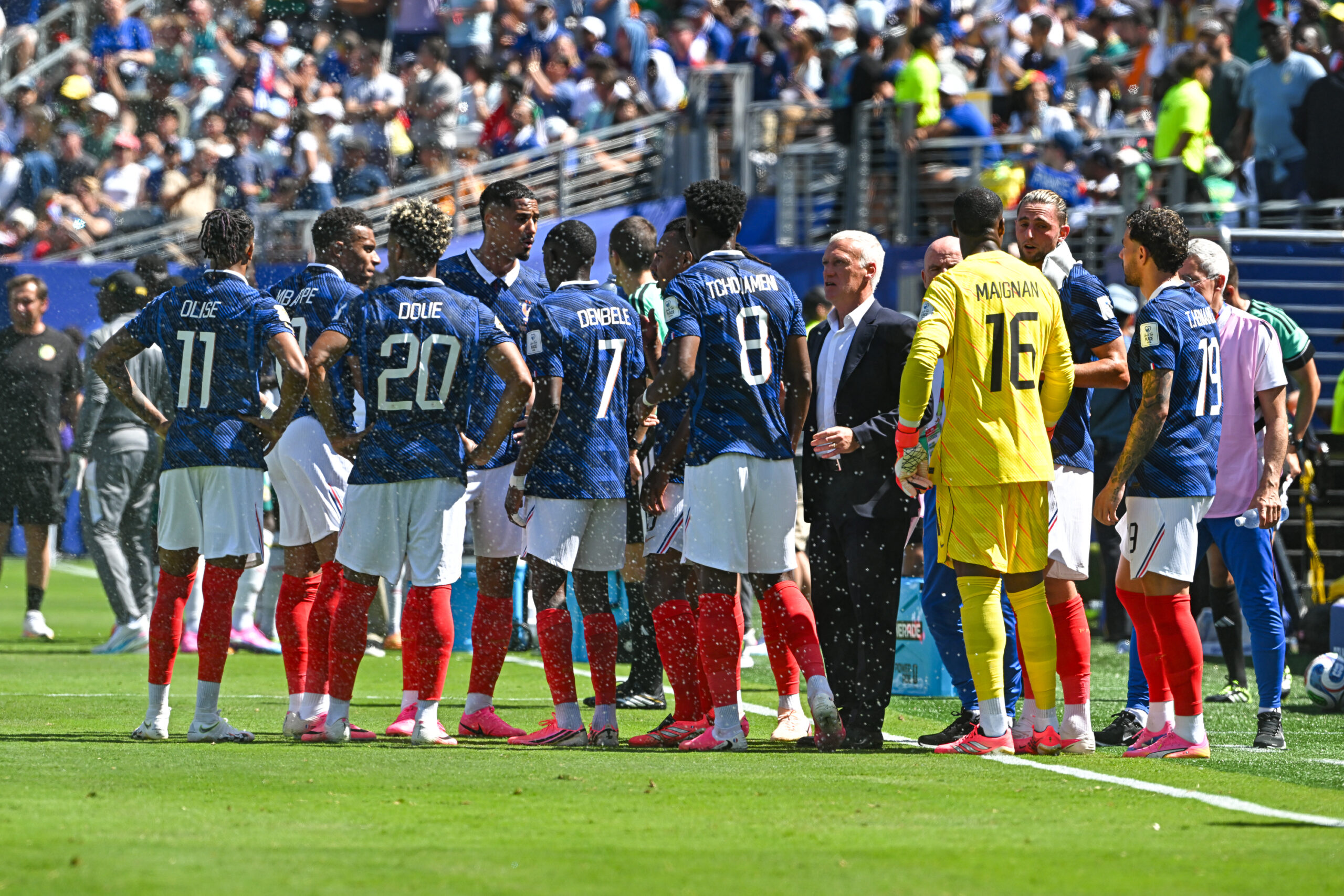 Coupe du monde 2026 : Comment les pauses hydratation apportent une fraîcheur tactique