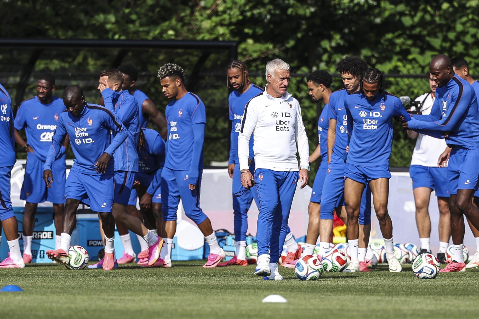 Équipe de France : Didier Deschamps se méfie de l'Irak à la Coupe du monde
