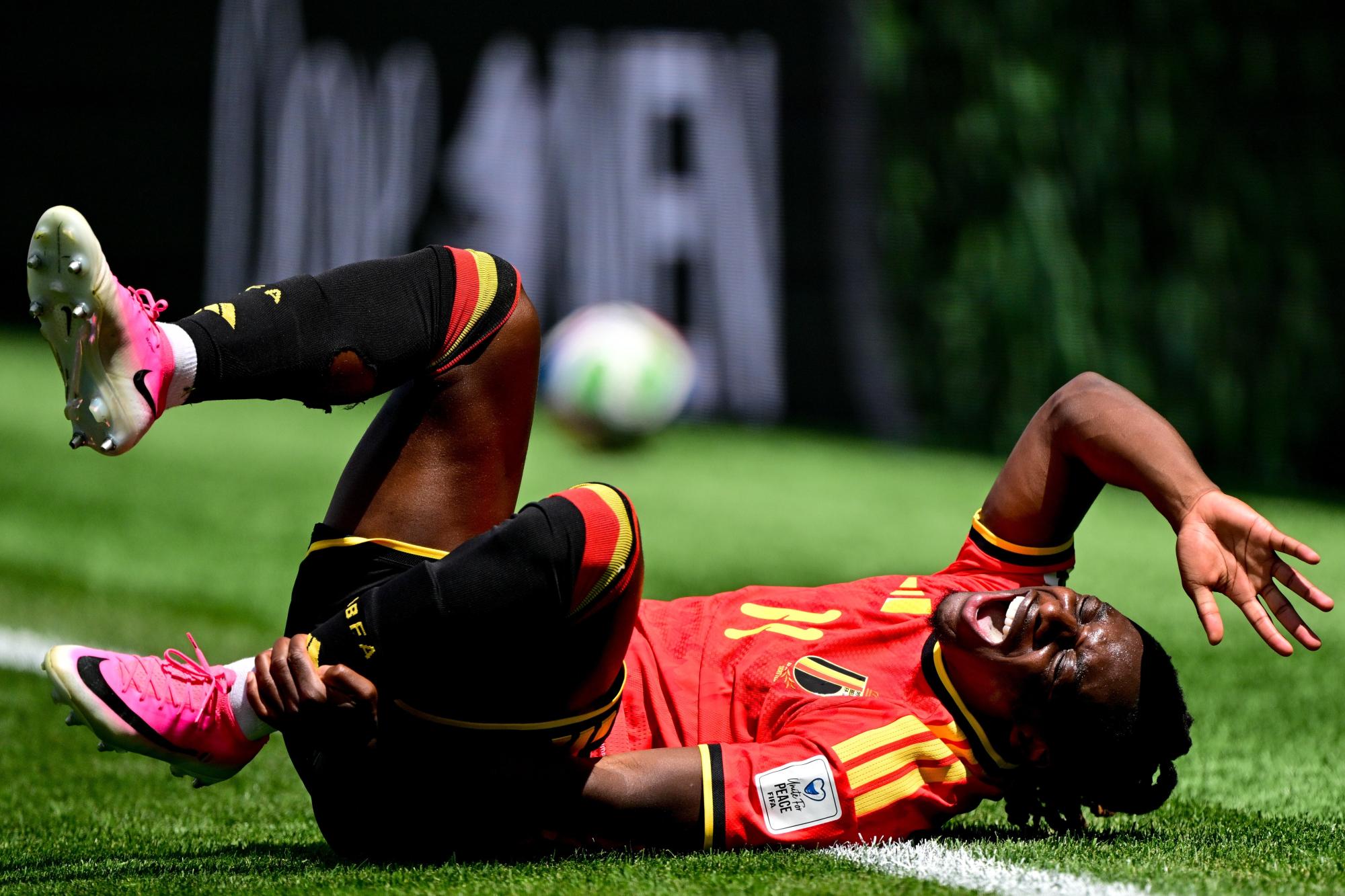 Malade, Jérémy Doku déclare forfait contre l'Iran