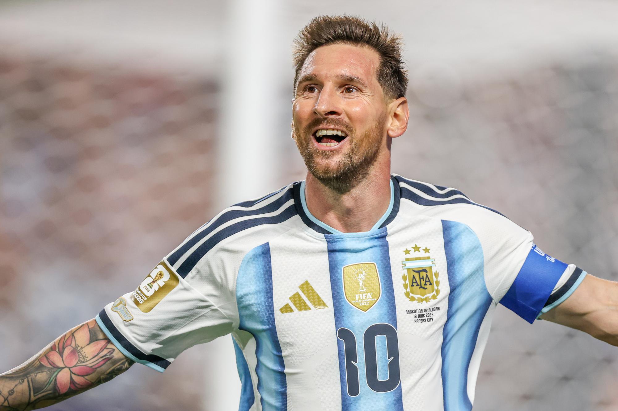 Argentine - Une statue monumentale de Lionel Messi a été inaugurée
