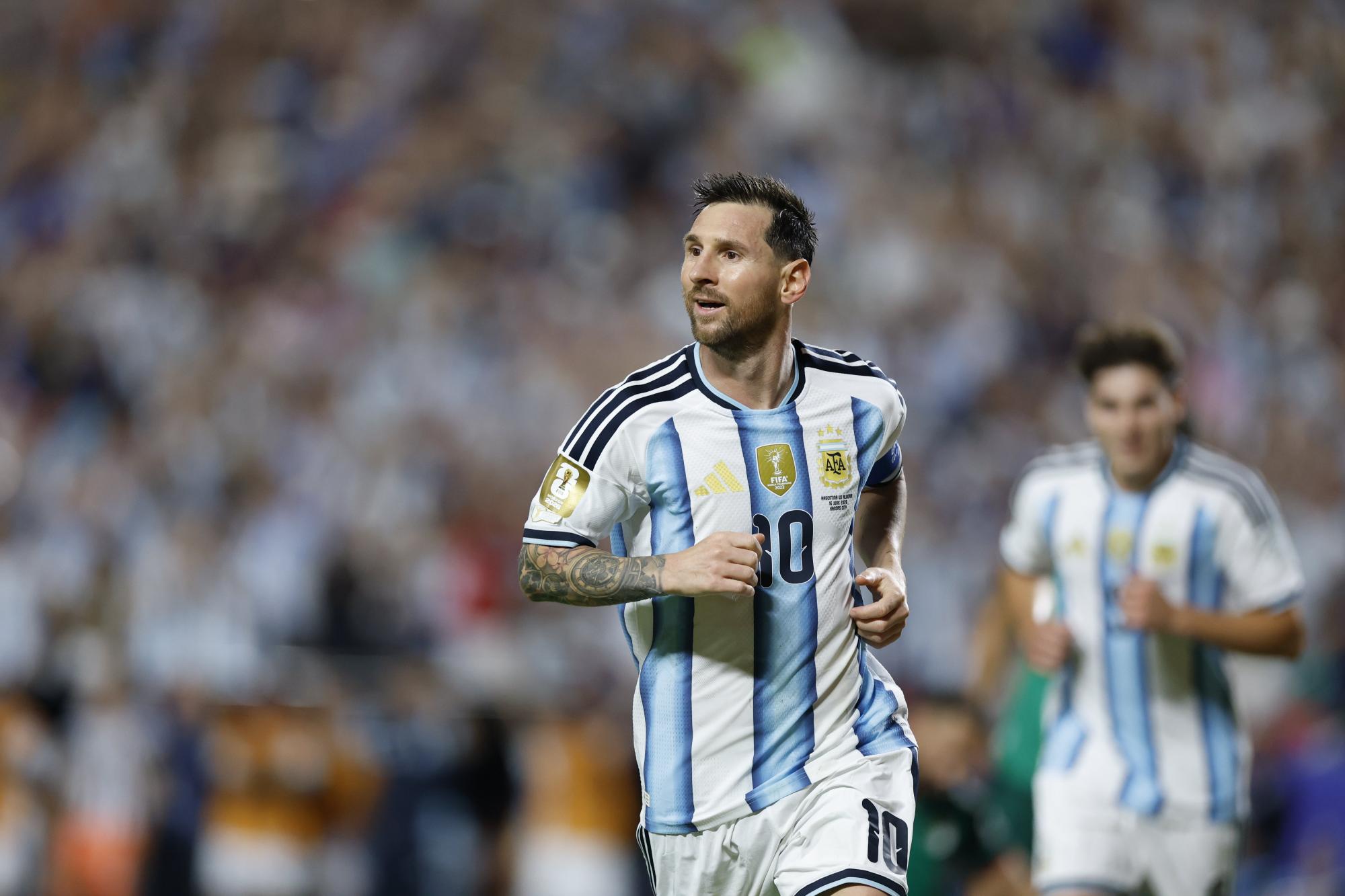 Argentine : Lionel Messi est-il vraiment le footballeur de la gauche ?
