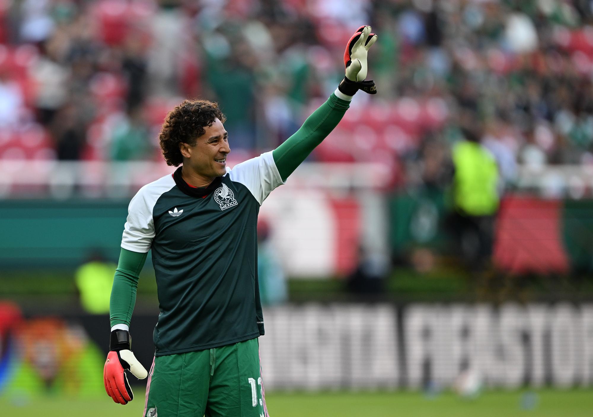 Titulaire pour le troisième match du Mexique, Guillermo Ochoa va égaler Lionel Messi et Cristiano Ronaldo