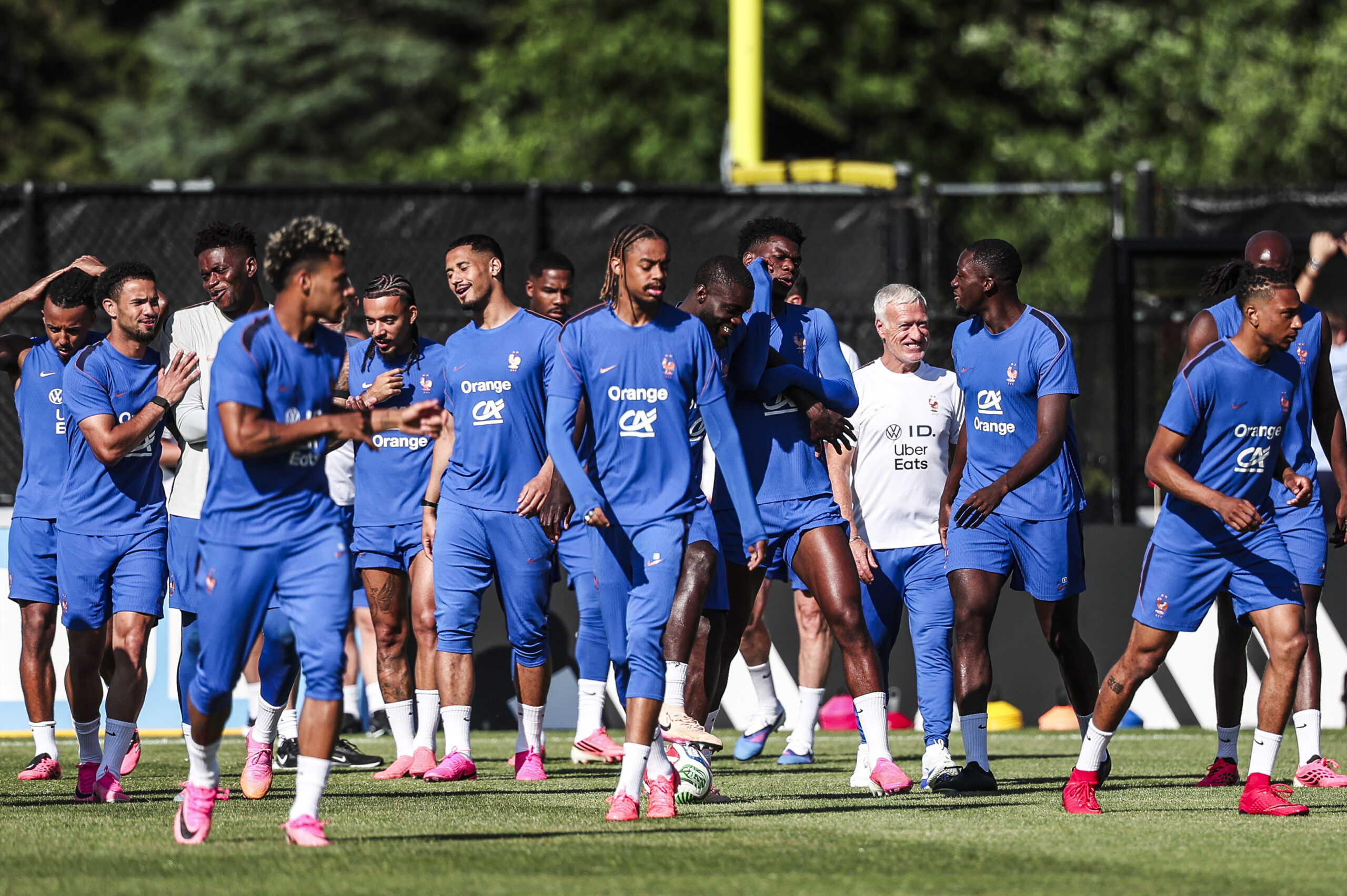 Mondial 2026 : En équipe de France, la dynamique de groupe est bonne